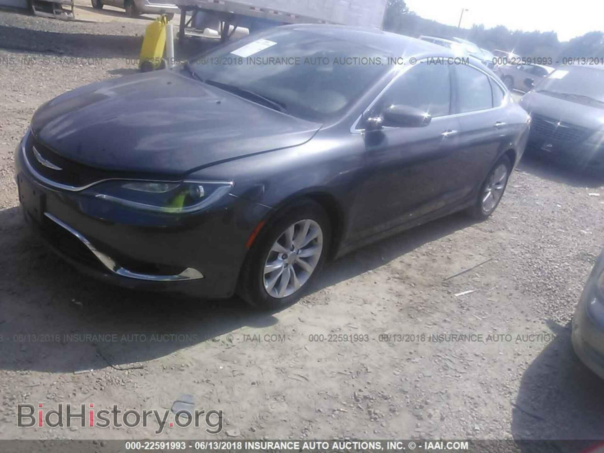 2015 Chrysler 200 - VIN: 1C3CCCCB6FN696480 - Photo 2