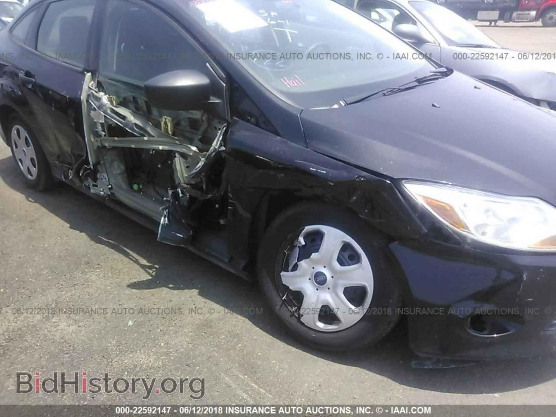 2013 Ford Focus - VIN: 1FADP3E20DL276925 - Photo 6