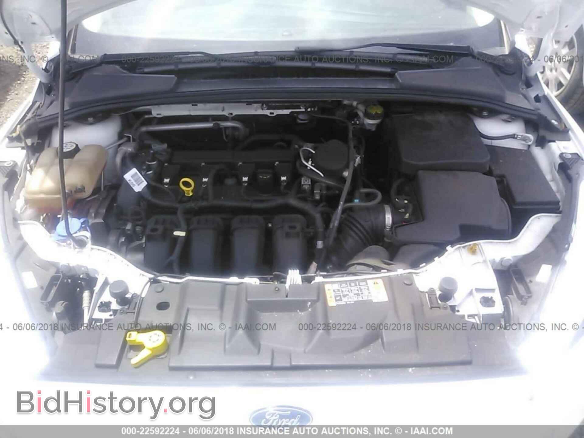 2016 Ford Focus - VIN: 1FADP3K25GL302041 - Photo 10