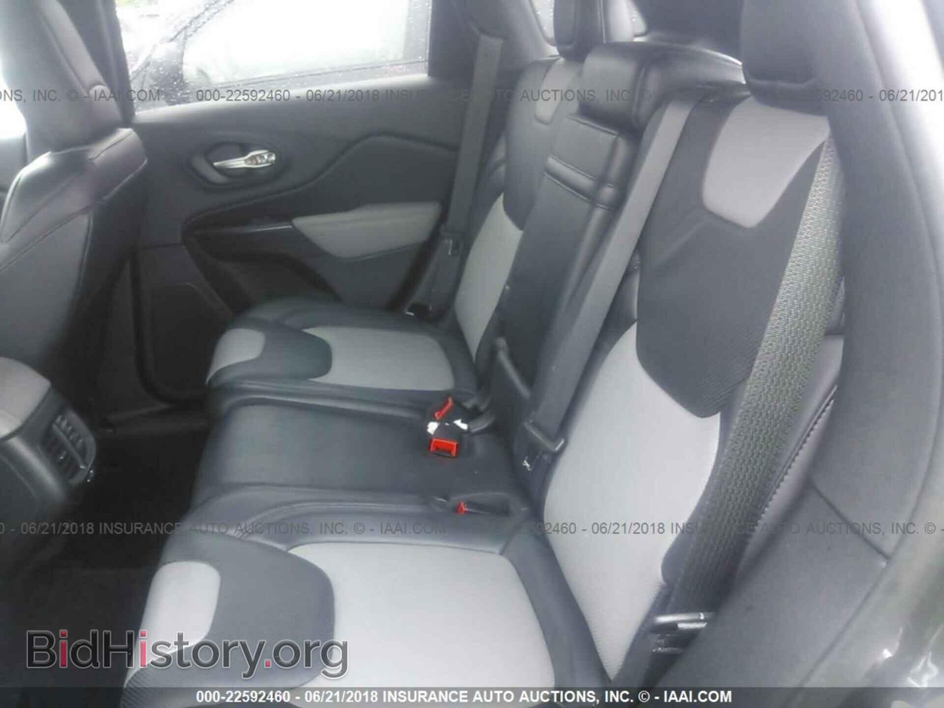 2014 Jeep Cherokee - VIN: 1C4PJLDS5EW188494 - Фото 8
