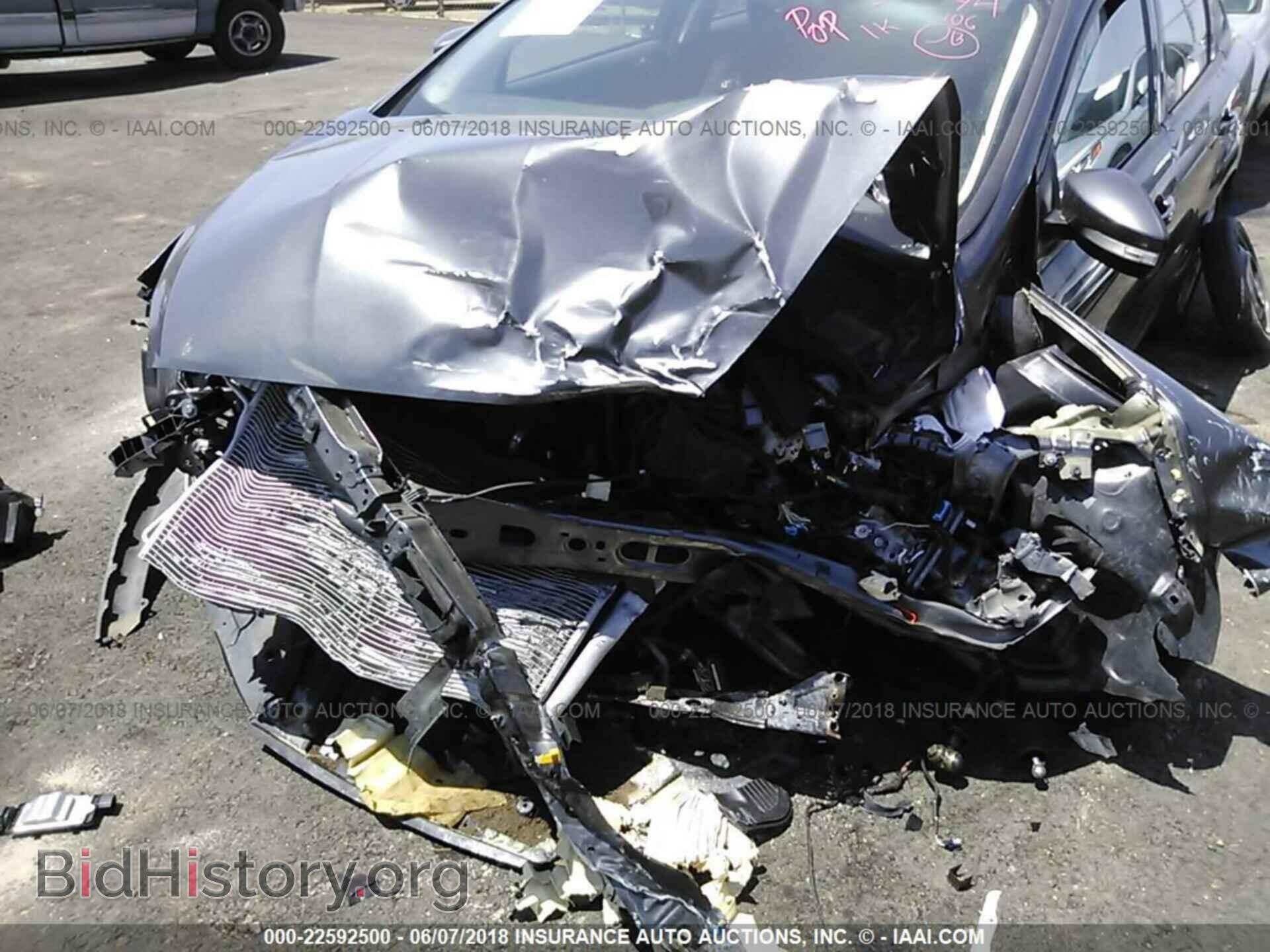 2016 Ford Focus - VIN: 1FADP3F29GL337692 - Photo 6