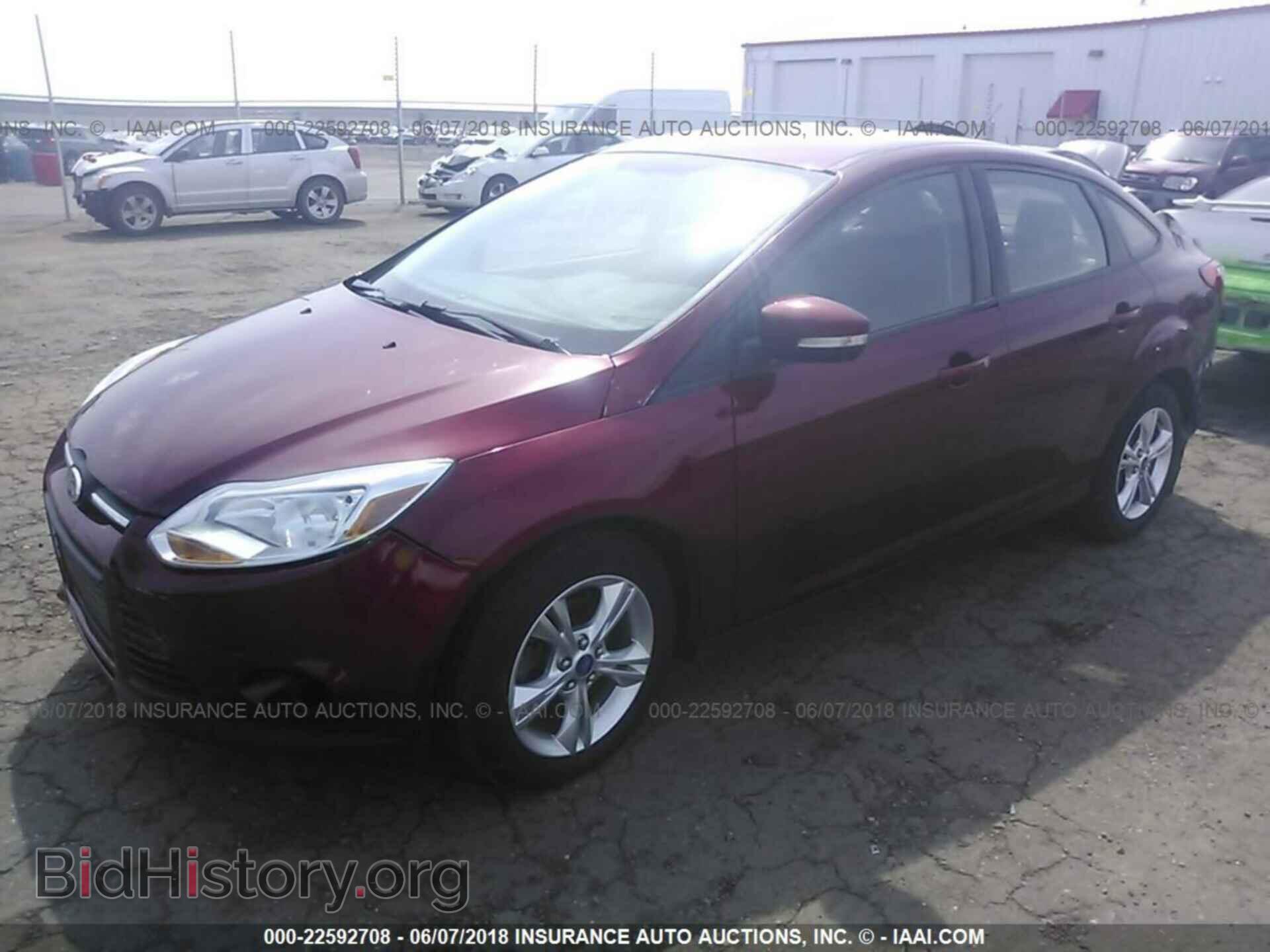 2013 Ford Focus - VIN: 1FADP3F22DL284412 - Photo 2