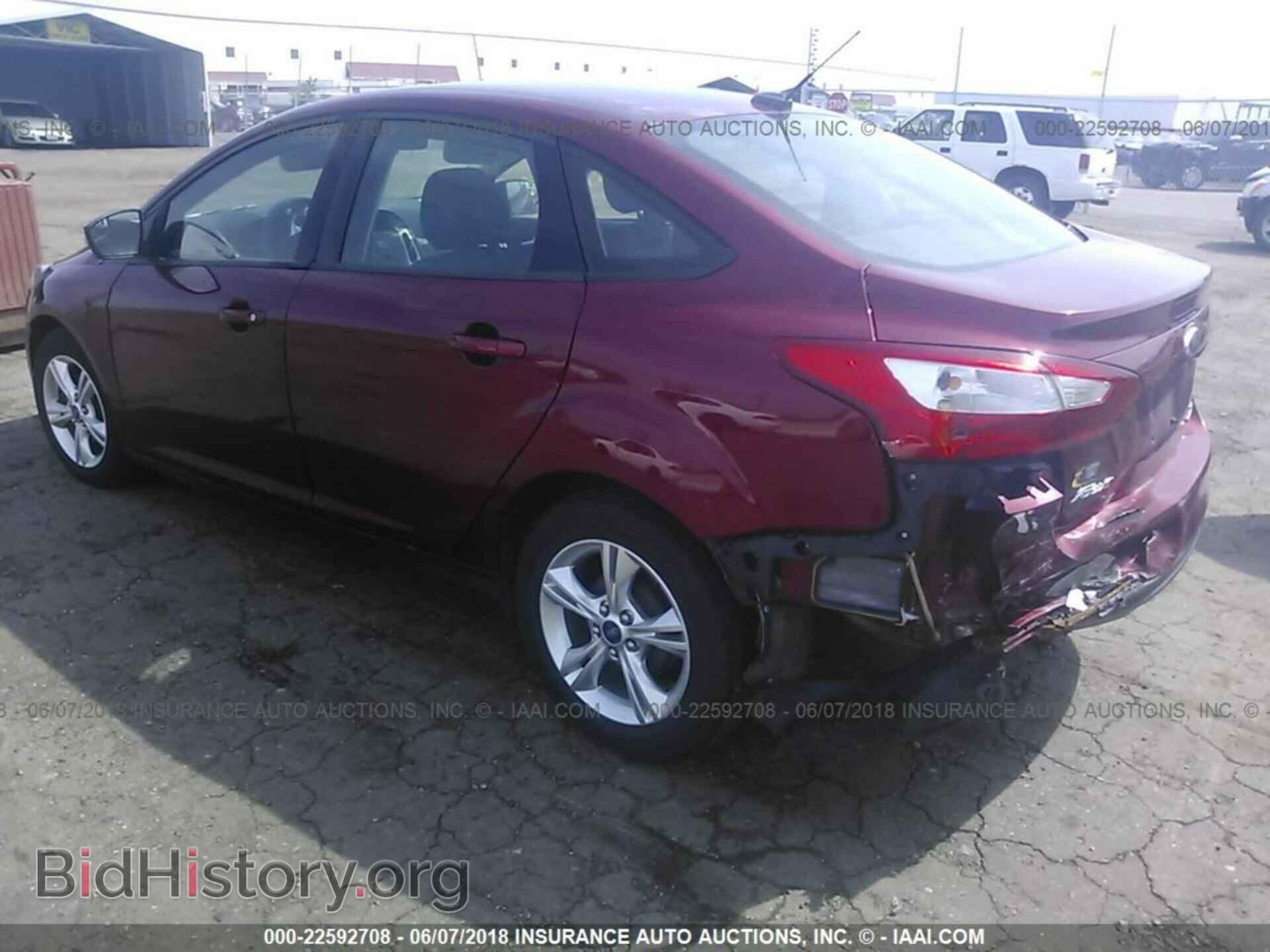 2013 Ford Focus - VIN: 1FADP3F22DL284412 - Photo 3