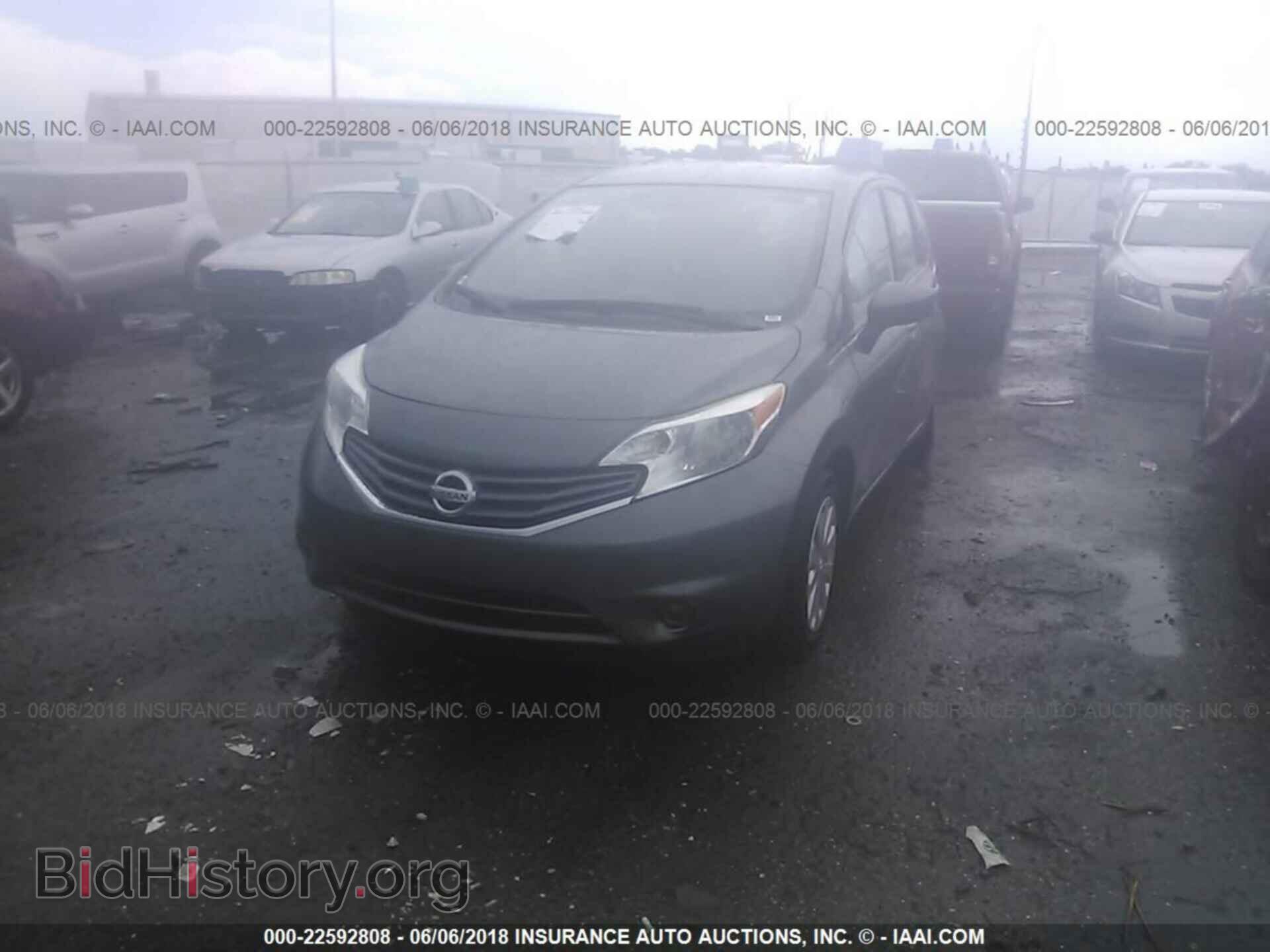 2016 Nissan Versa note - VIN: 3N1CE2CPXGL362310 - Фото 2