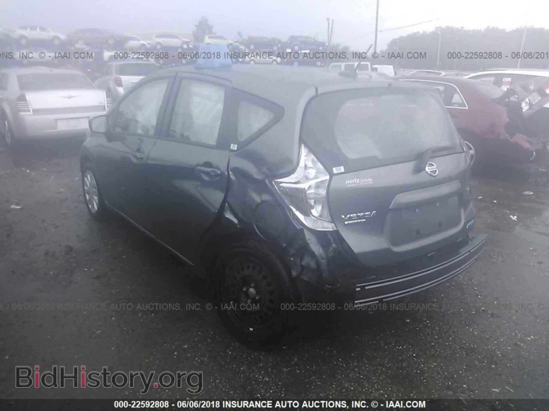 2016 Nissan Versa note - VIN: 3N1CE2CPXGL362310 - Фото 3