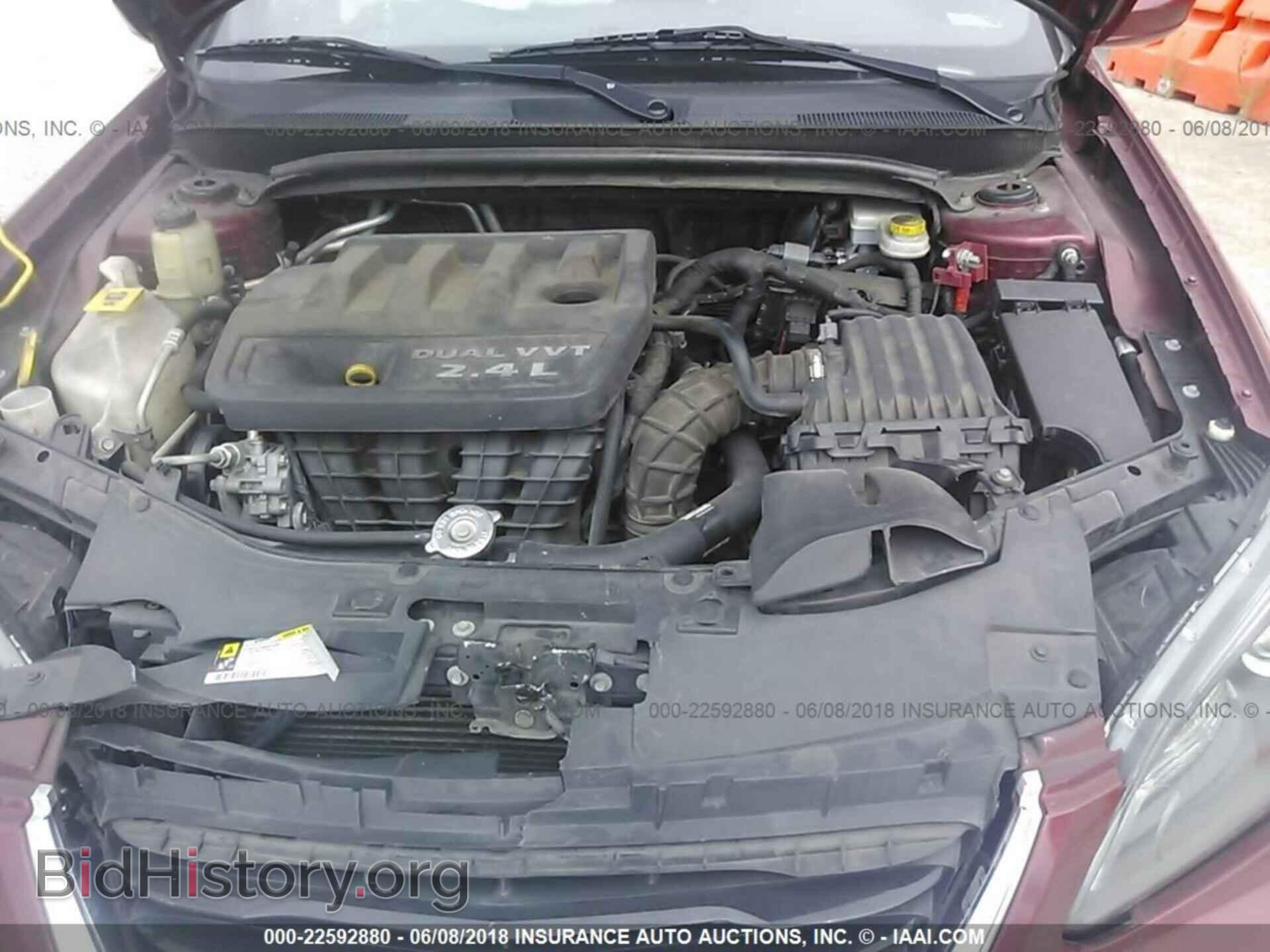 2013 Chrysler 200 - VIN: 1C3CCBBB0DN600755 - Photo 10