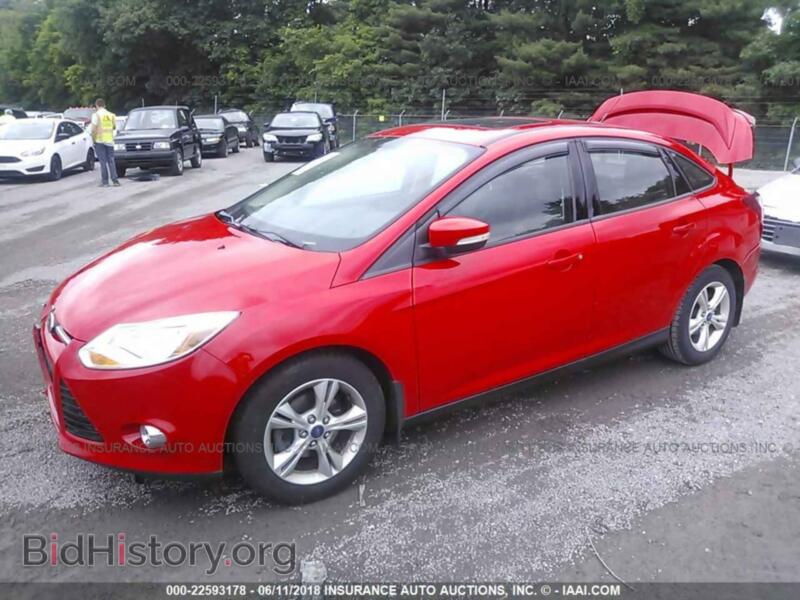 2012 Ford FOCUS (VIN 1FAHP3F28CL361574) — фото 2 из 10