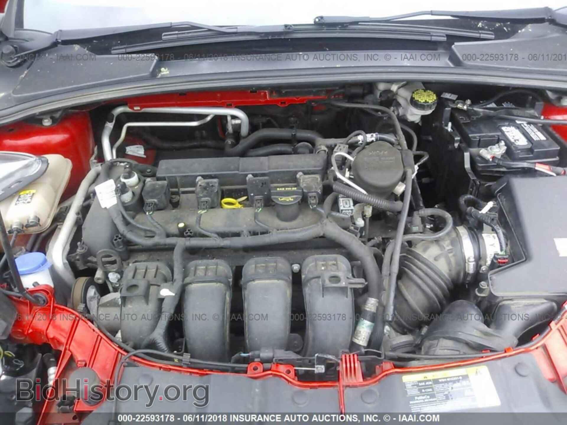2012 Ford Focus - VIN: 1FAHP3F28CL361574 - Photo 10