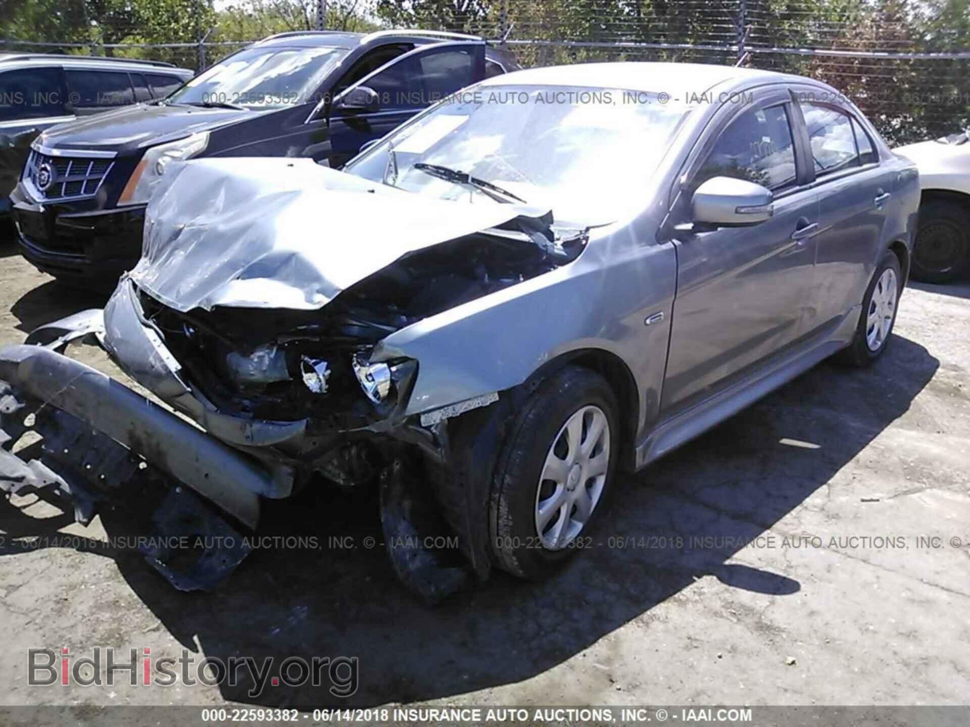 2015 Mitsubishi Lancer - VIN: JA32U2FU2FU008264 - Фото 2