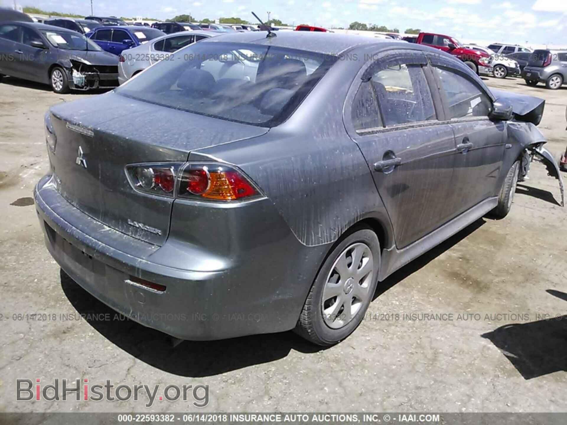 2015 Mitsubishi Lancer - VIN: JA32U2FU2FU008264 - Фото 4