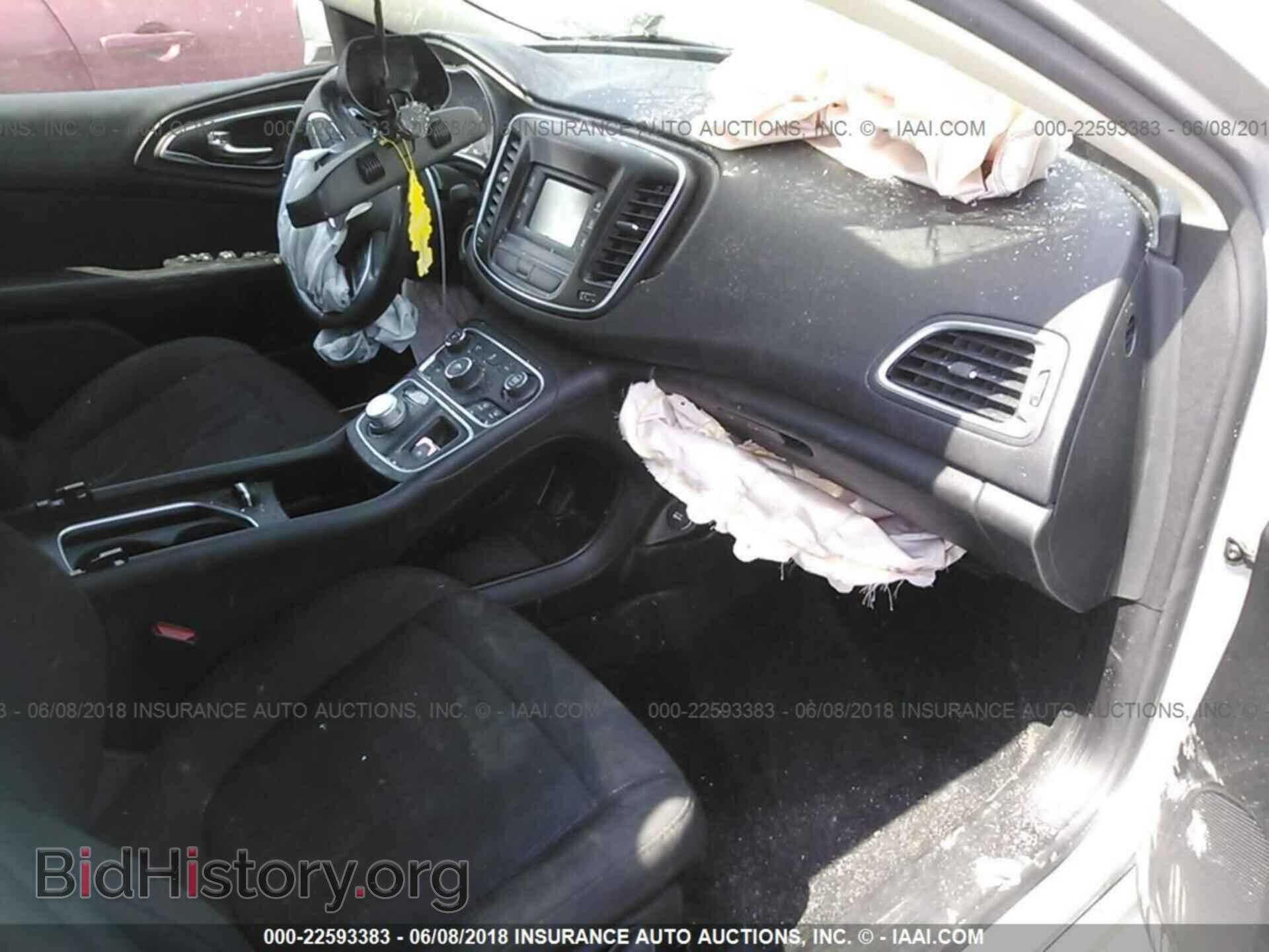 2016 Chrysler 200 - VIN: 1C3CCCAB4GN160471 - Фото 5
