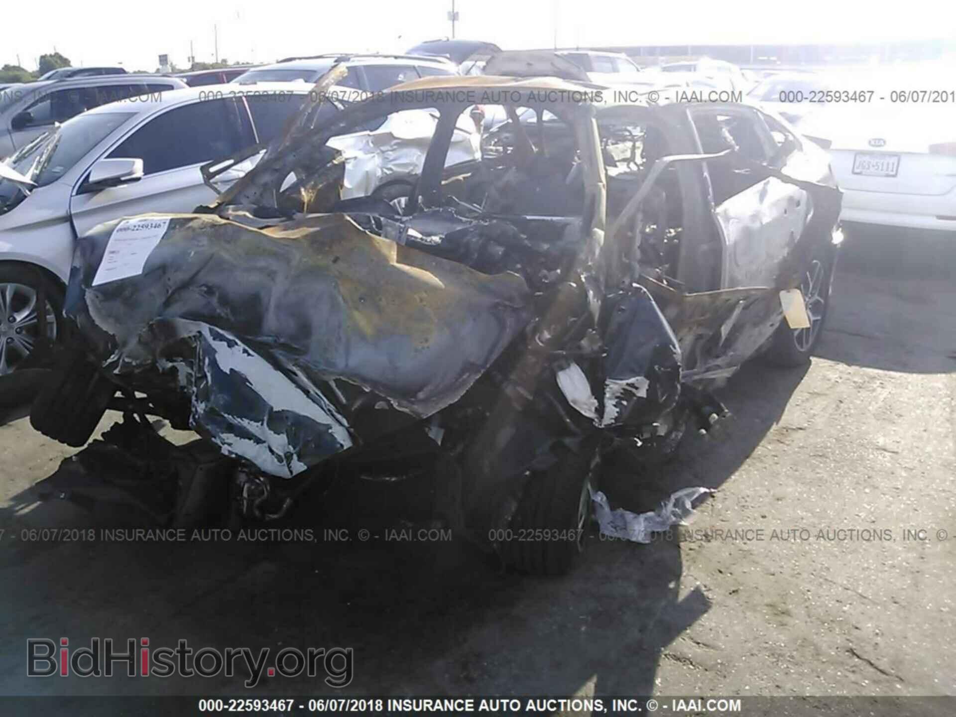 2017 Ford Focus - VIN: 1FADP3H23HL341560 - Photo 2