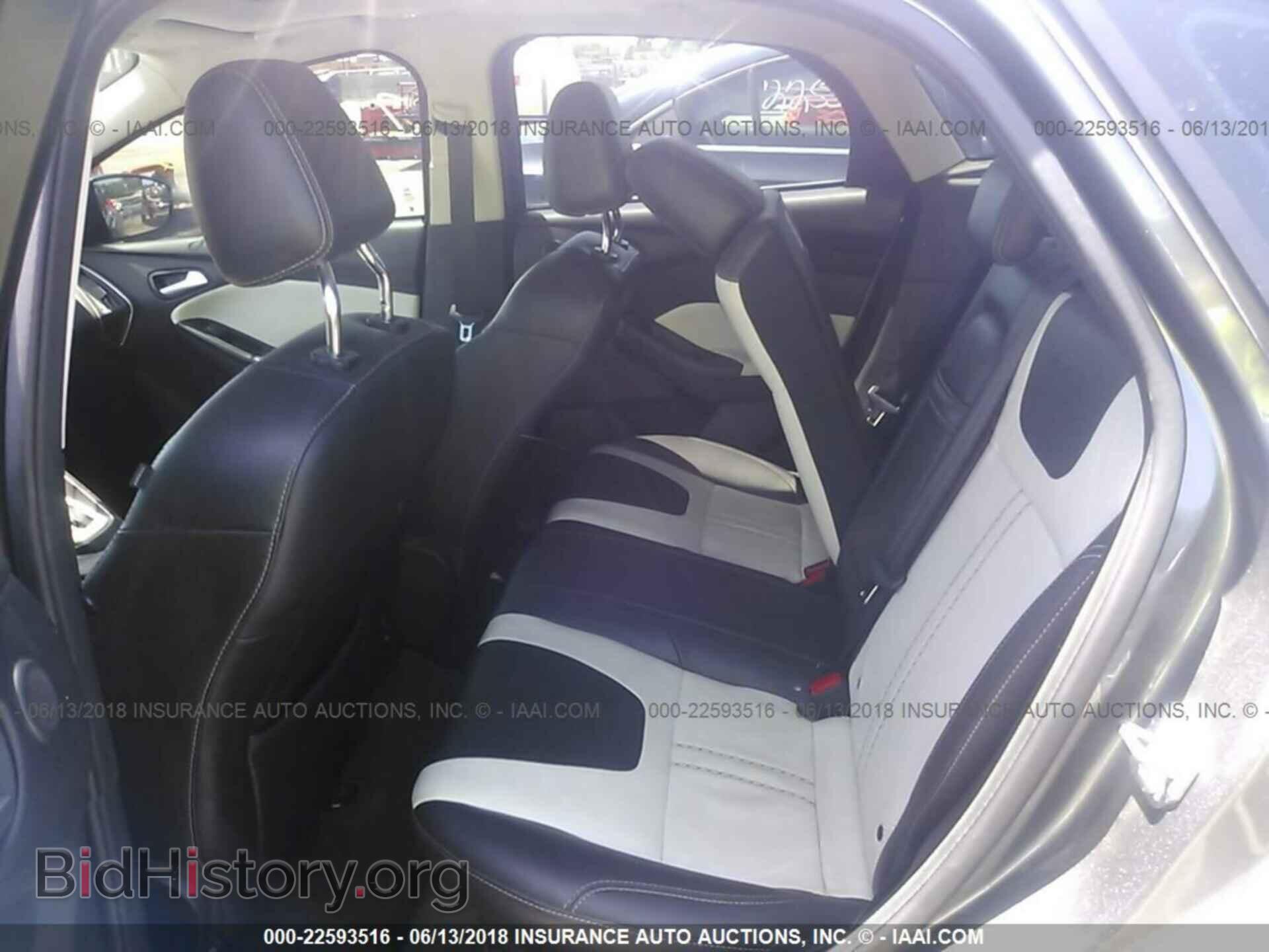 2012 Ford Focus - VIN: 1FAHP3N29CL205240 - Photo 8