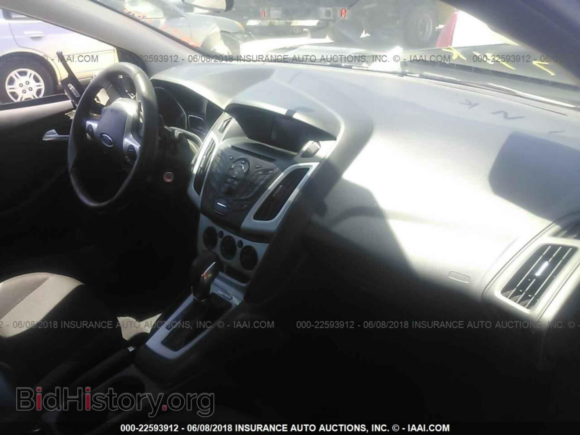 2013 Ford Focus - VIN: 1FADP3F27DL353434 - Photo 5
