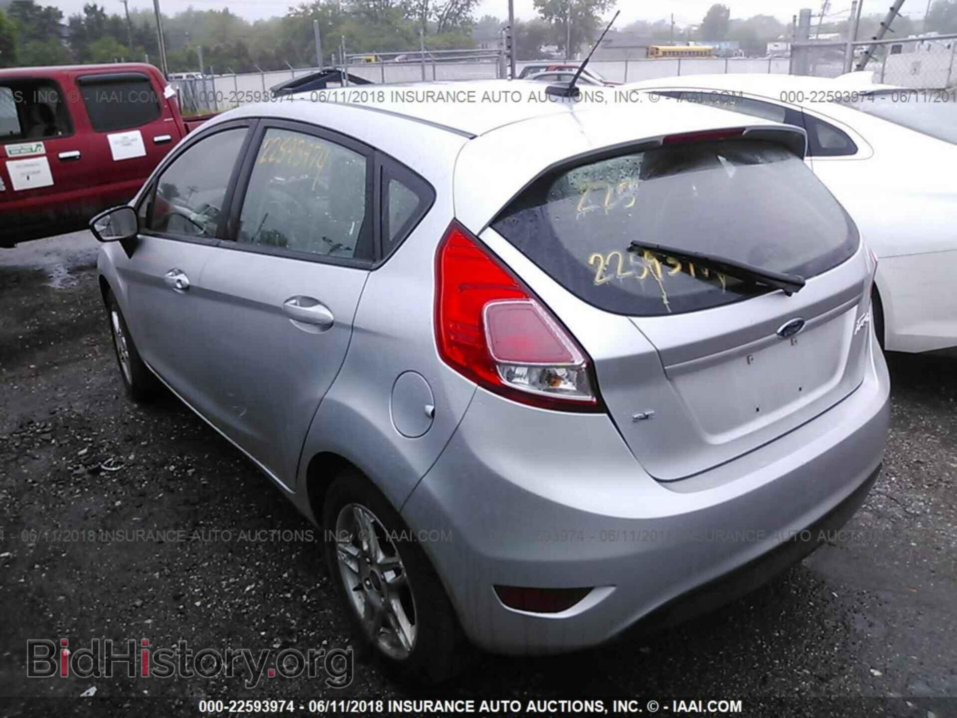2017 Ford Fiesta - VIN: 3FADP4EJ7HM147985 - Photo 3