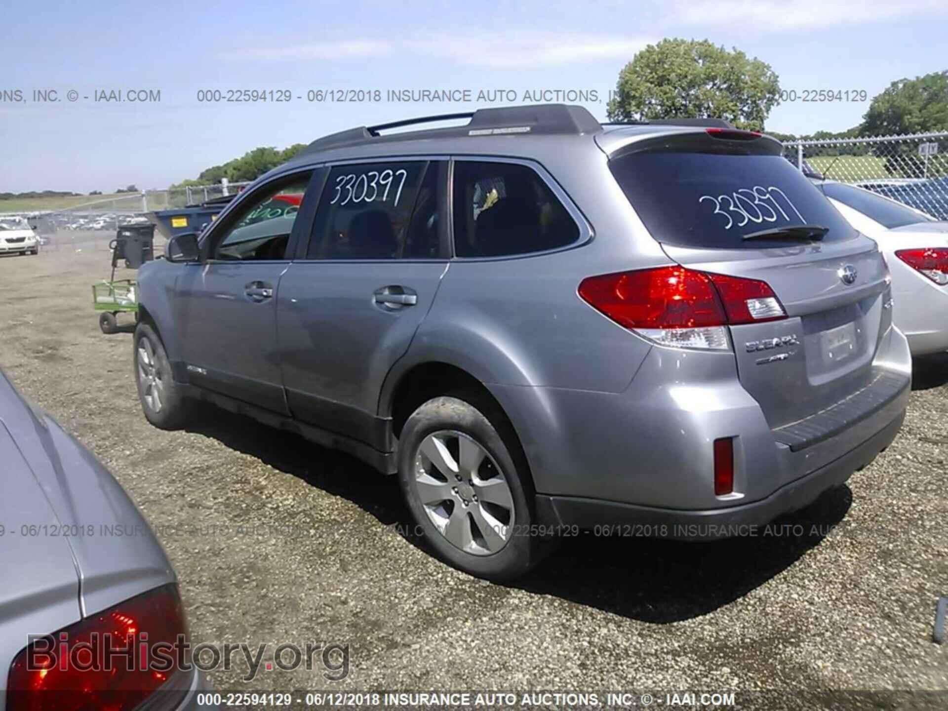 2011 Subaru Outback - VIN: 4S4BRCCC6B3434135 - Фото 3
