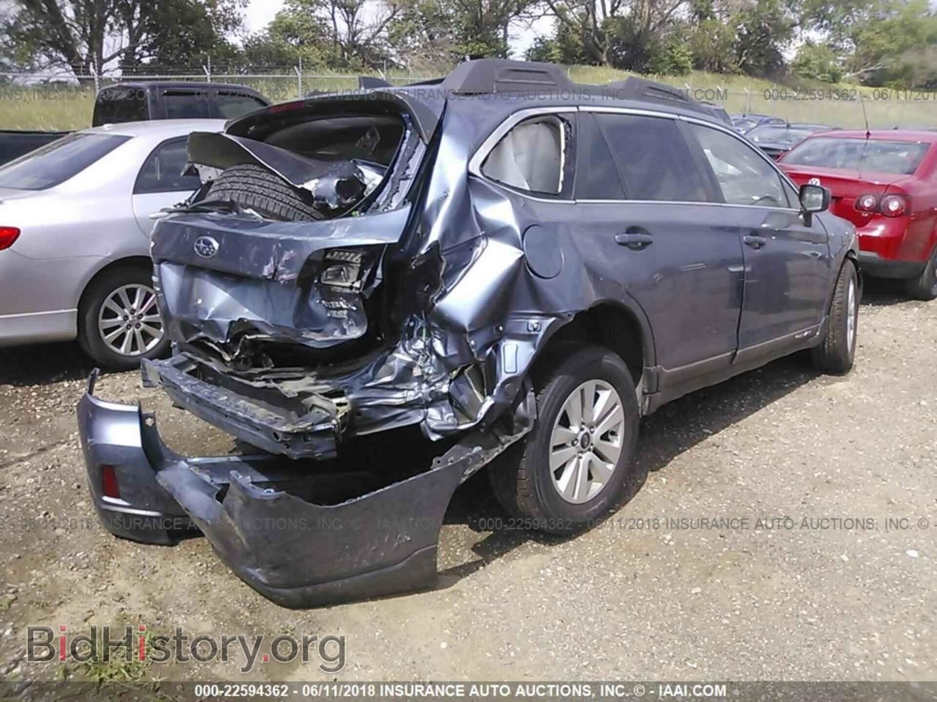 2017 Subaru Outback - VIN: 4S4BSACC6H3398173 - Photo 4