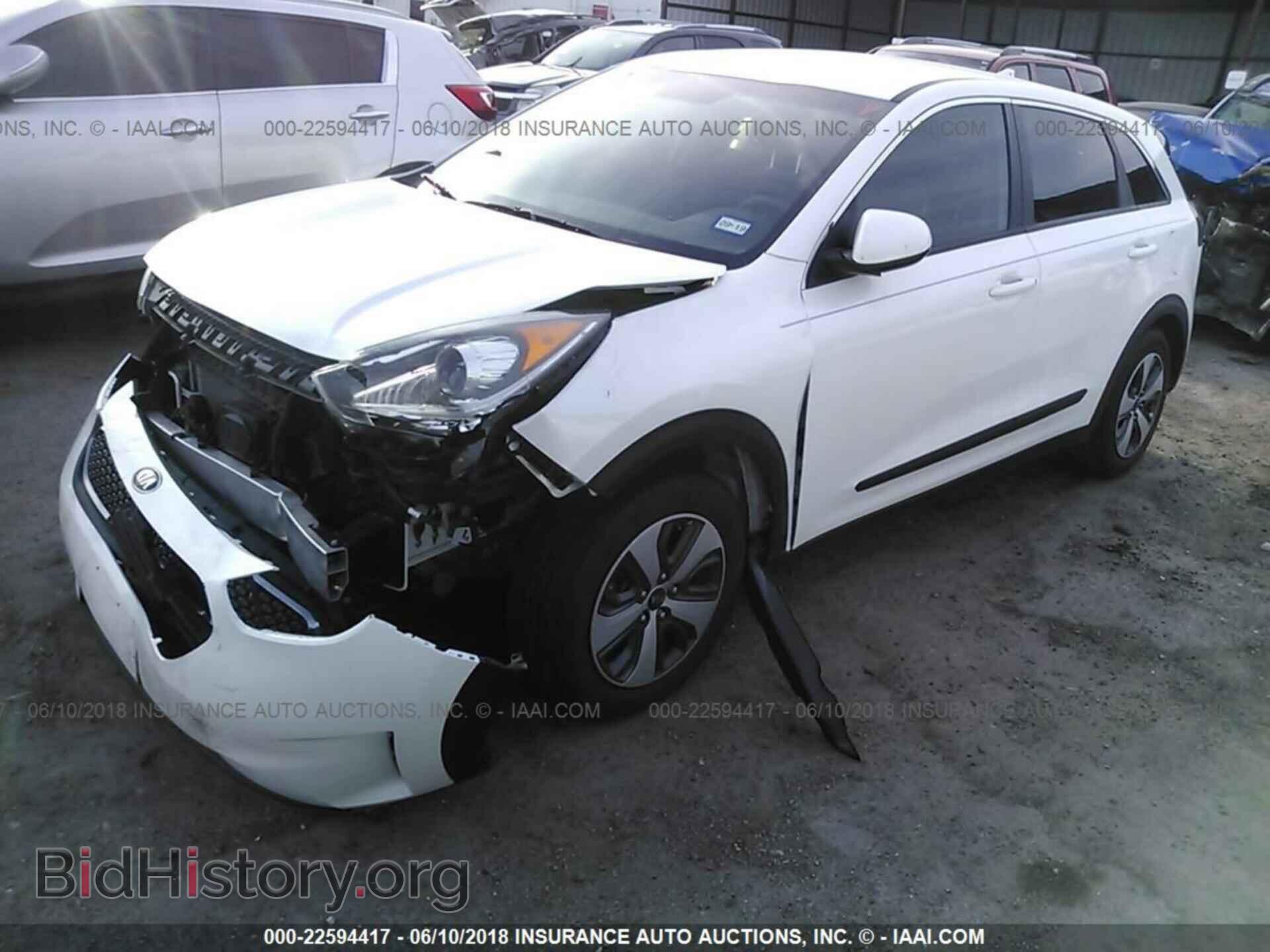 2017 Kia Niro - VIN: KNDCB3LCXH5092764 - Фото 2