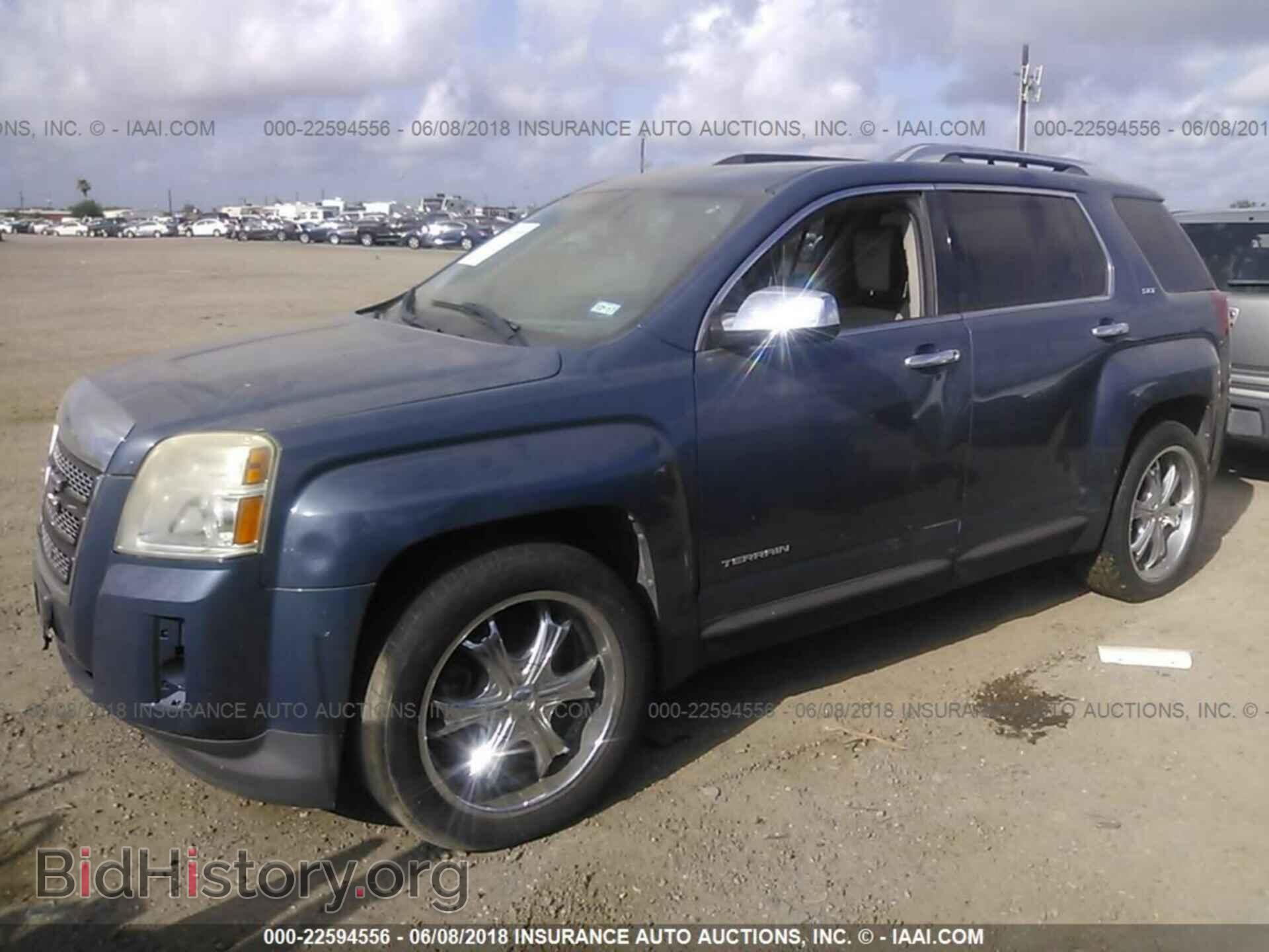 2011 Gmc Terrain - VIN: 2CTFLWE50B6255125 - Photo 2