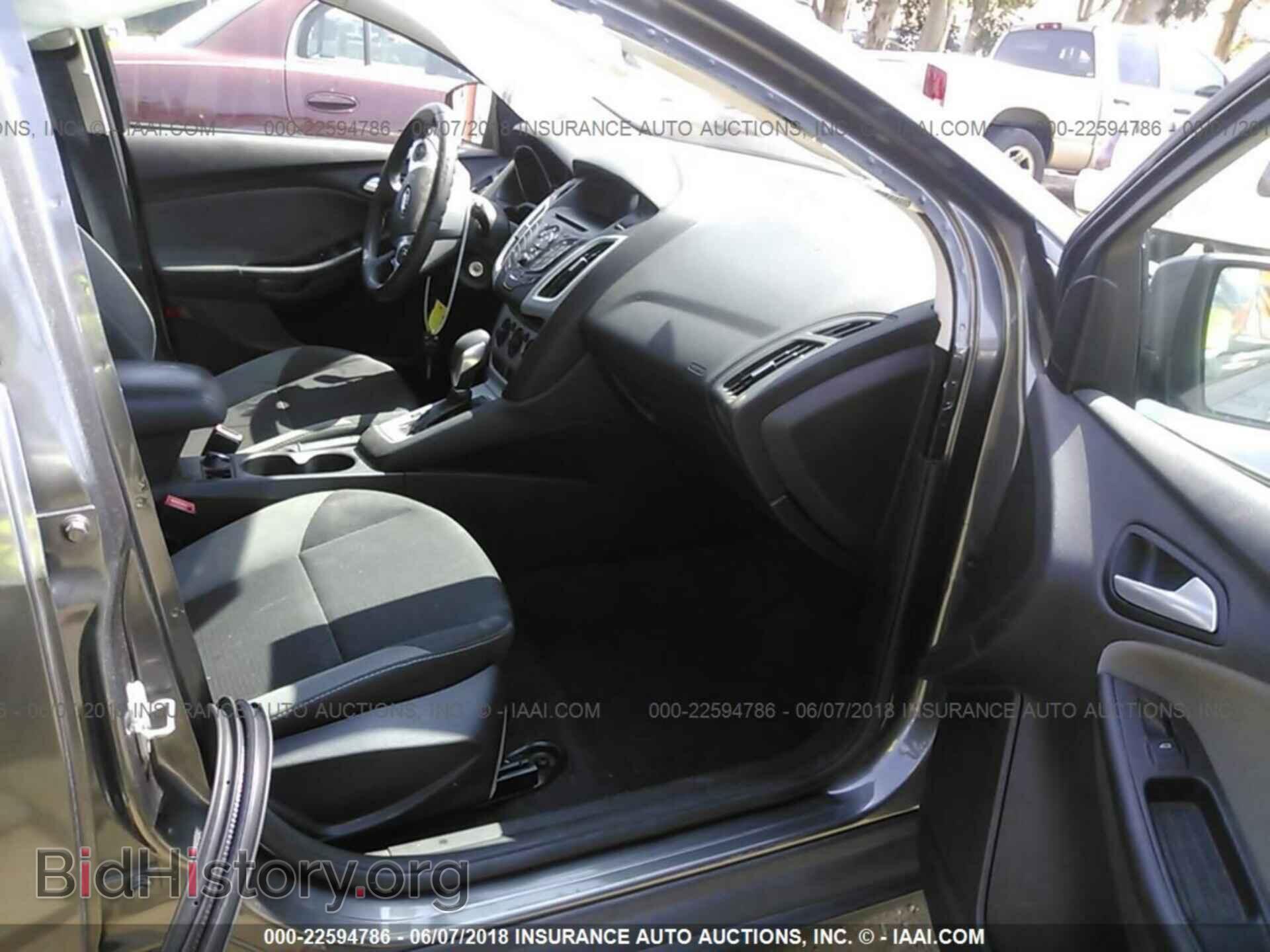 2013 Ford Focus - VIN: 1FADP3K27DL339202 - Photo 5