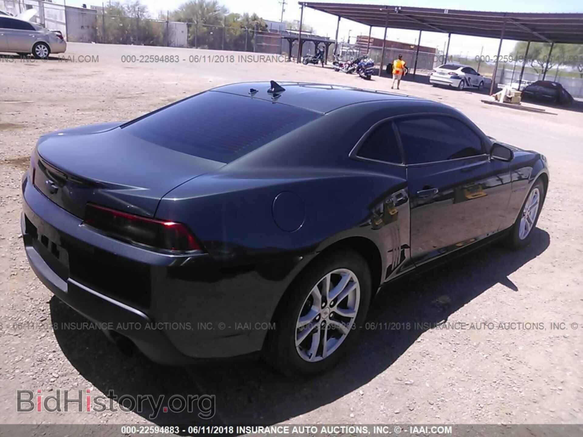 2015 Chevrolet Camaro - VIN: 2G1FB1E34F9300984 - Фото 4