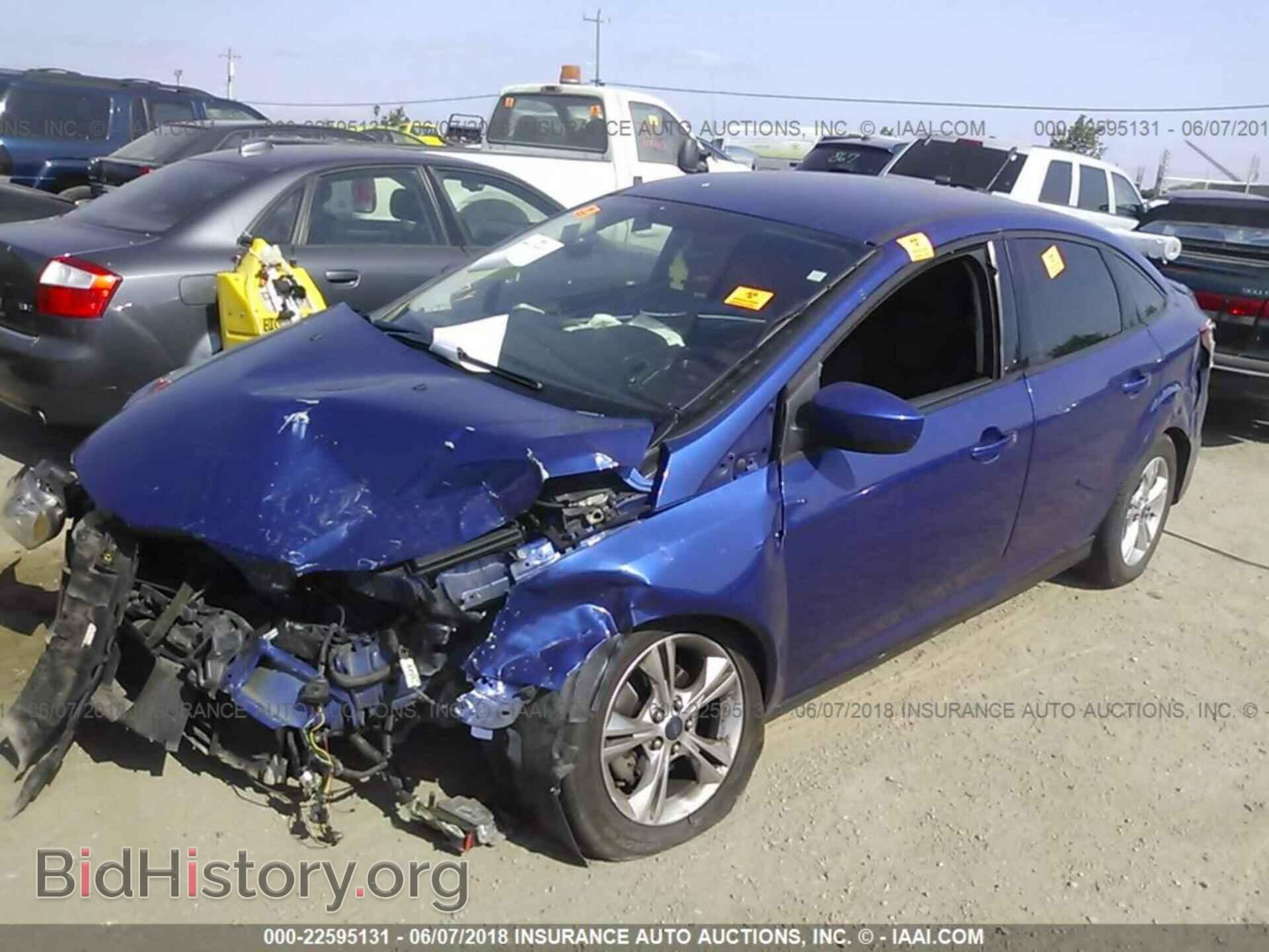 2012 Ford Focus - VIN: 1FAHP3F20CL392544 - Photo 2