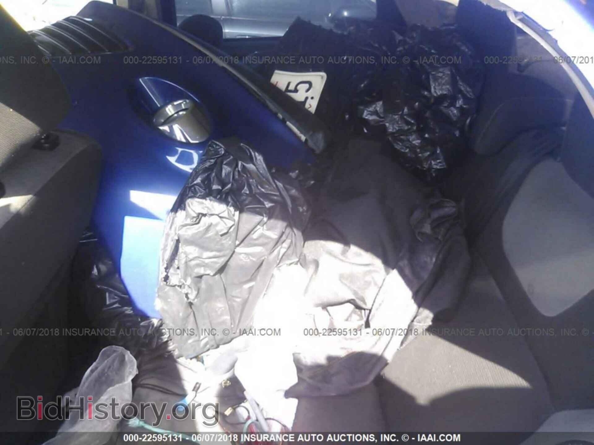 2012 Ford Focus - VIN: 1FAHP3F20CL392544 - Photo 8