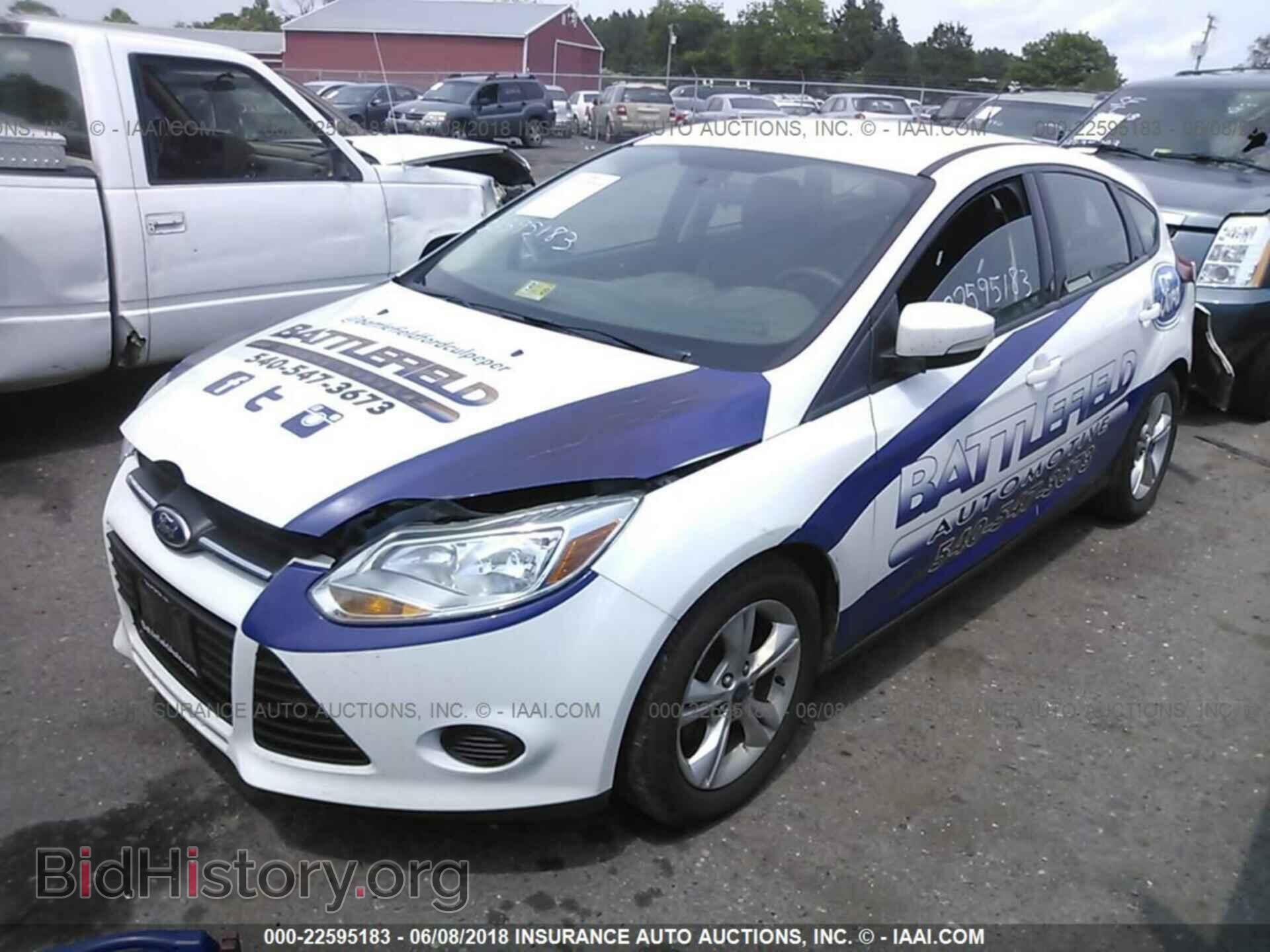 2014 Ford Focus - VIN: 1FADP3K2XEL346159 - Фото 2