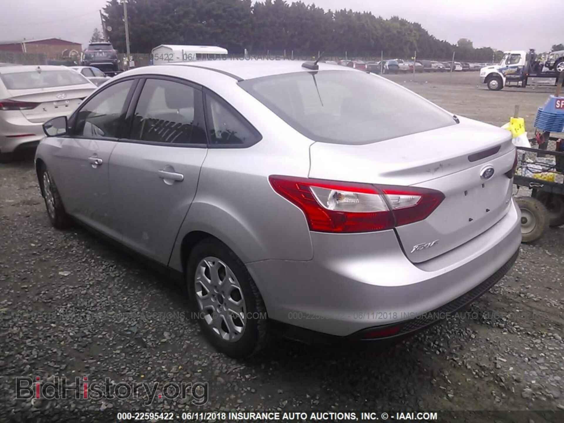 2012 Ford Focus - VIN: 1FAHP3F22CL186643 - Фото 3