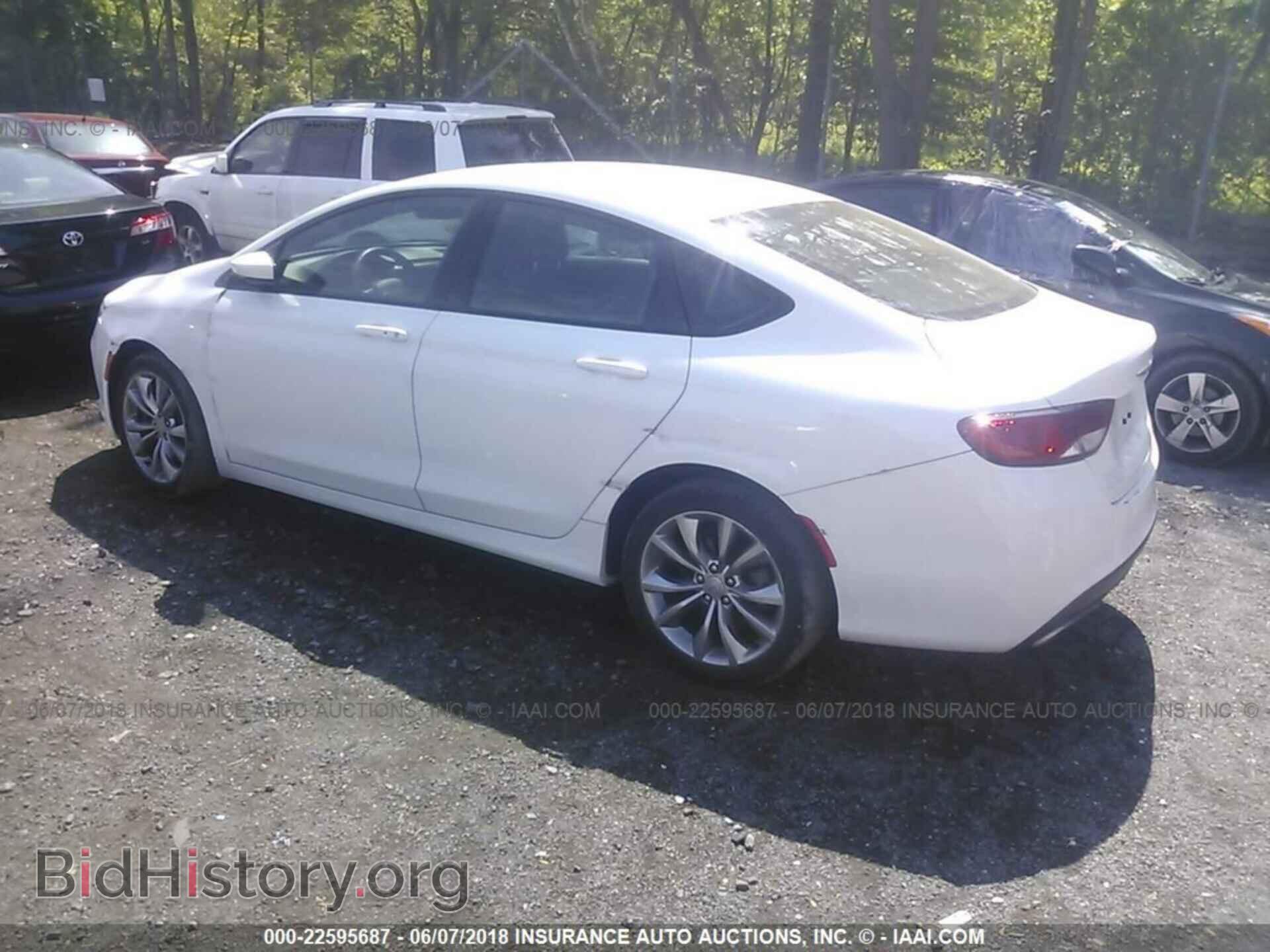 2015 Chrysler 200 - VIN: 1C3CCCBB1FN567984 - Фото 3