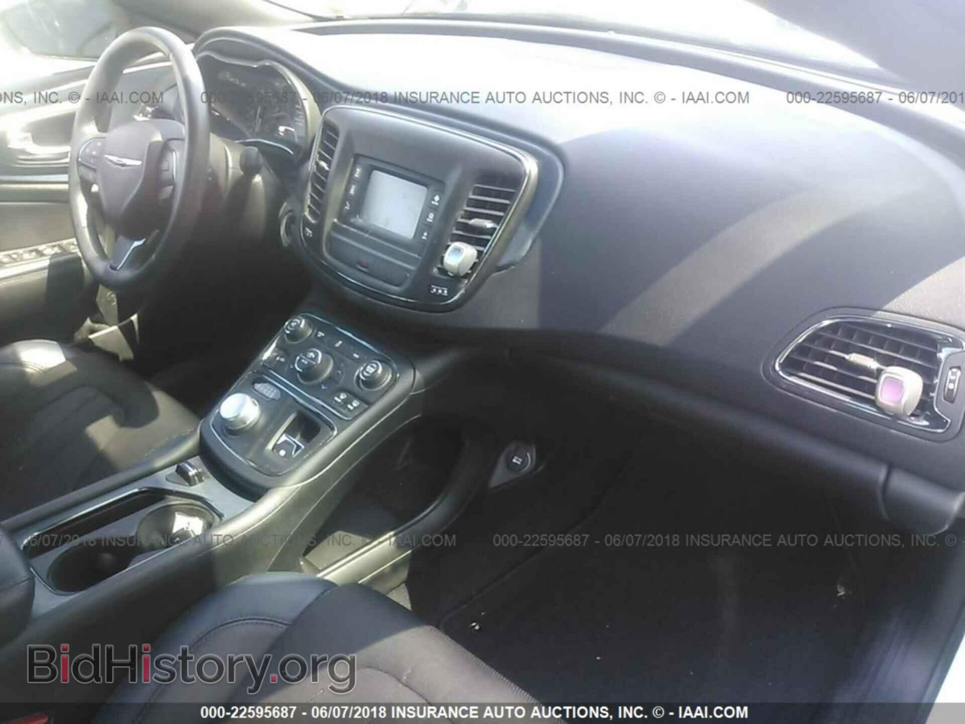 2015 Chrysler 200 - VIN: 1C3CCCBB1FN567984 - Фото 5