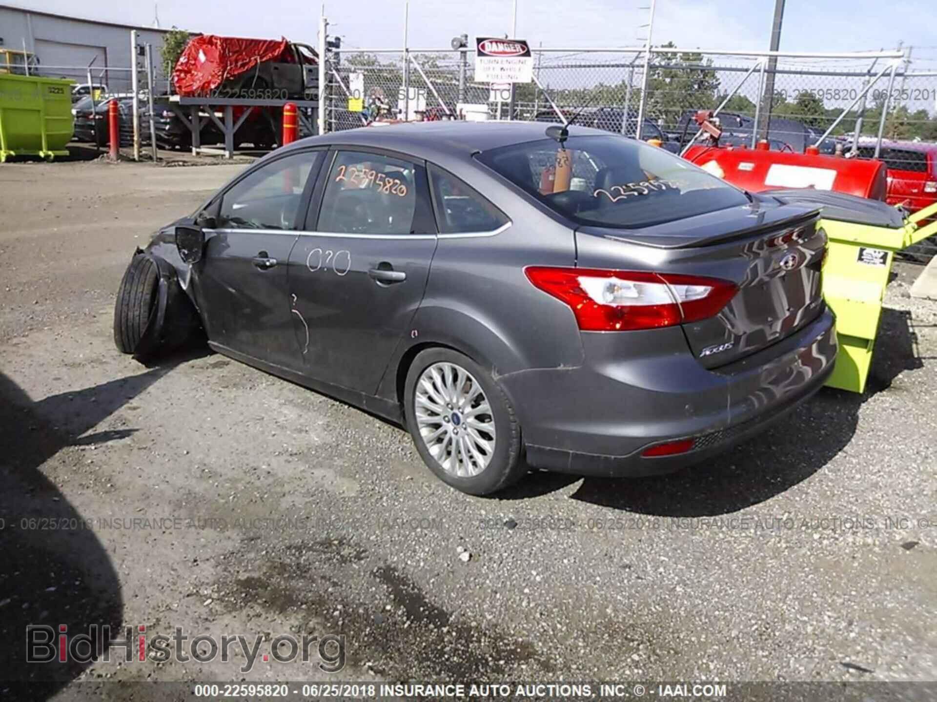 2012 Ford Focus - VIN: 1FAHP3J26CL347003 - Фото 3