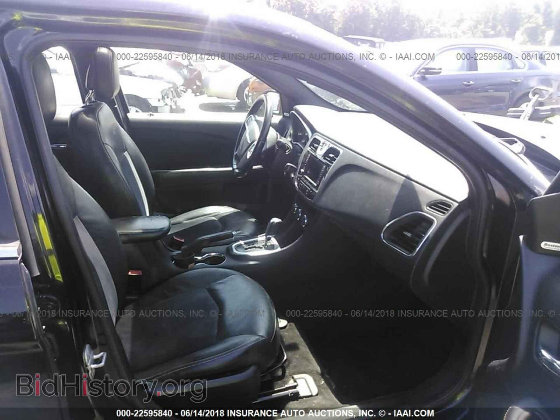 2011 Chrysler 200 - VIN: 1C3BC8FG4BN612568 - Photo 5