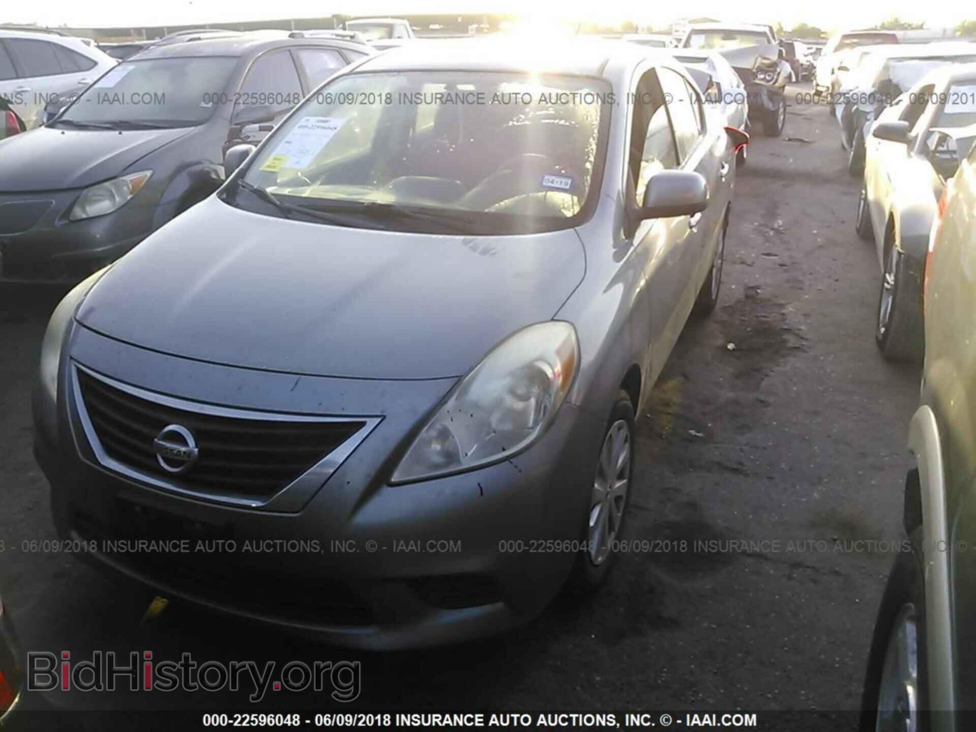 2012 Nissan Versa - VIN: 3N1CN7AP0CL812380 - Фото 2