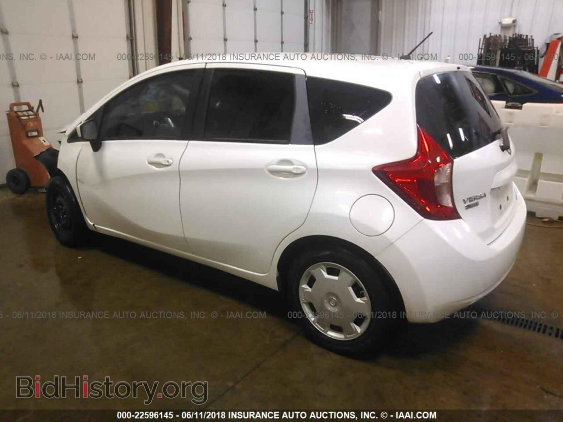 2015 Nissan Versa note - VIN: 3N1CE2CP9FL375712 - Фото 3