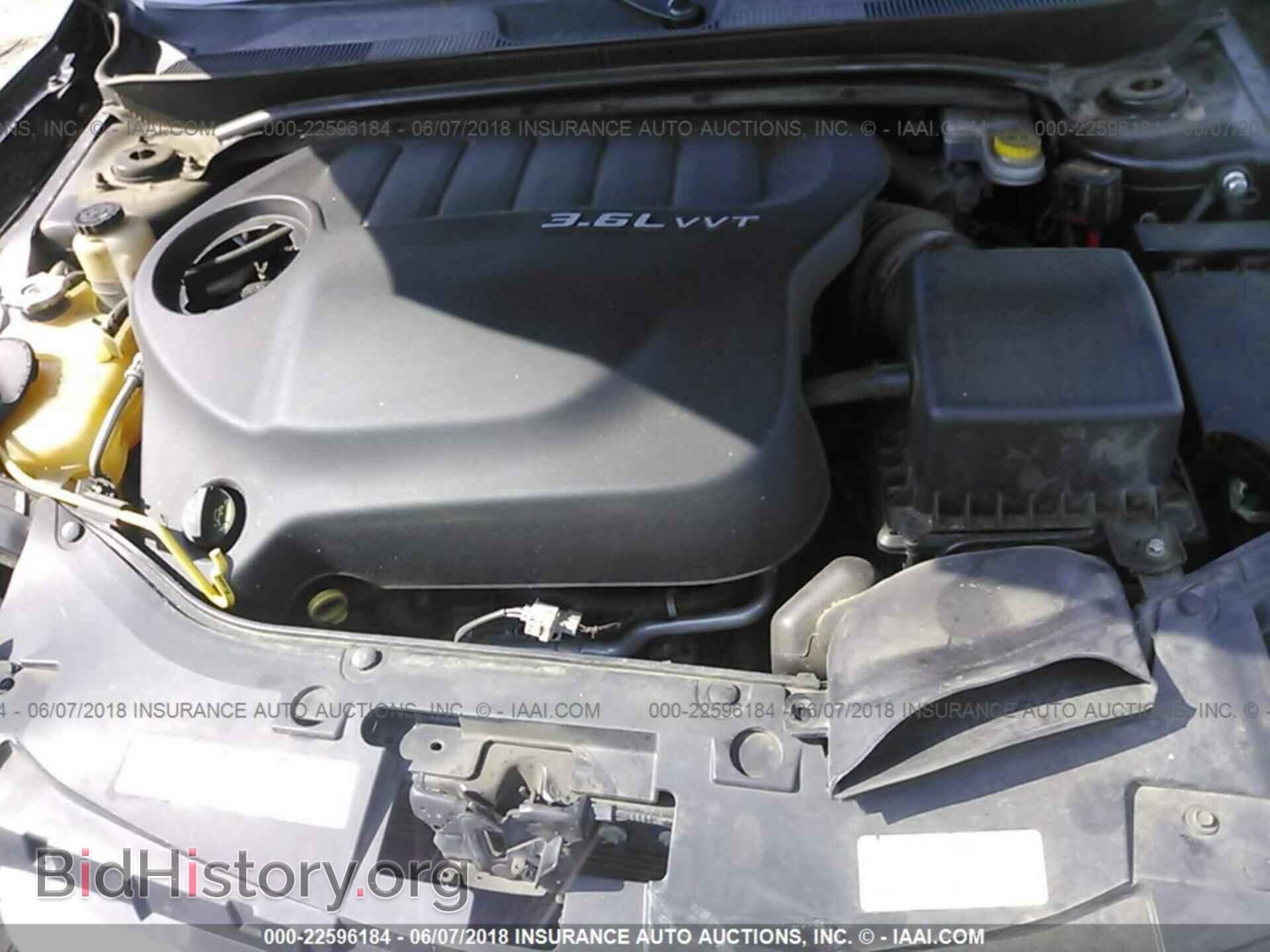 2013 Chrysler 200 - VIN: 1C3CCBCG7DN577369 - Photo 10
