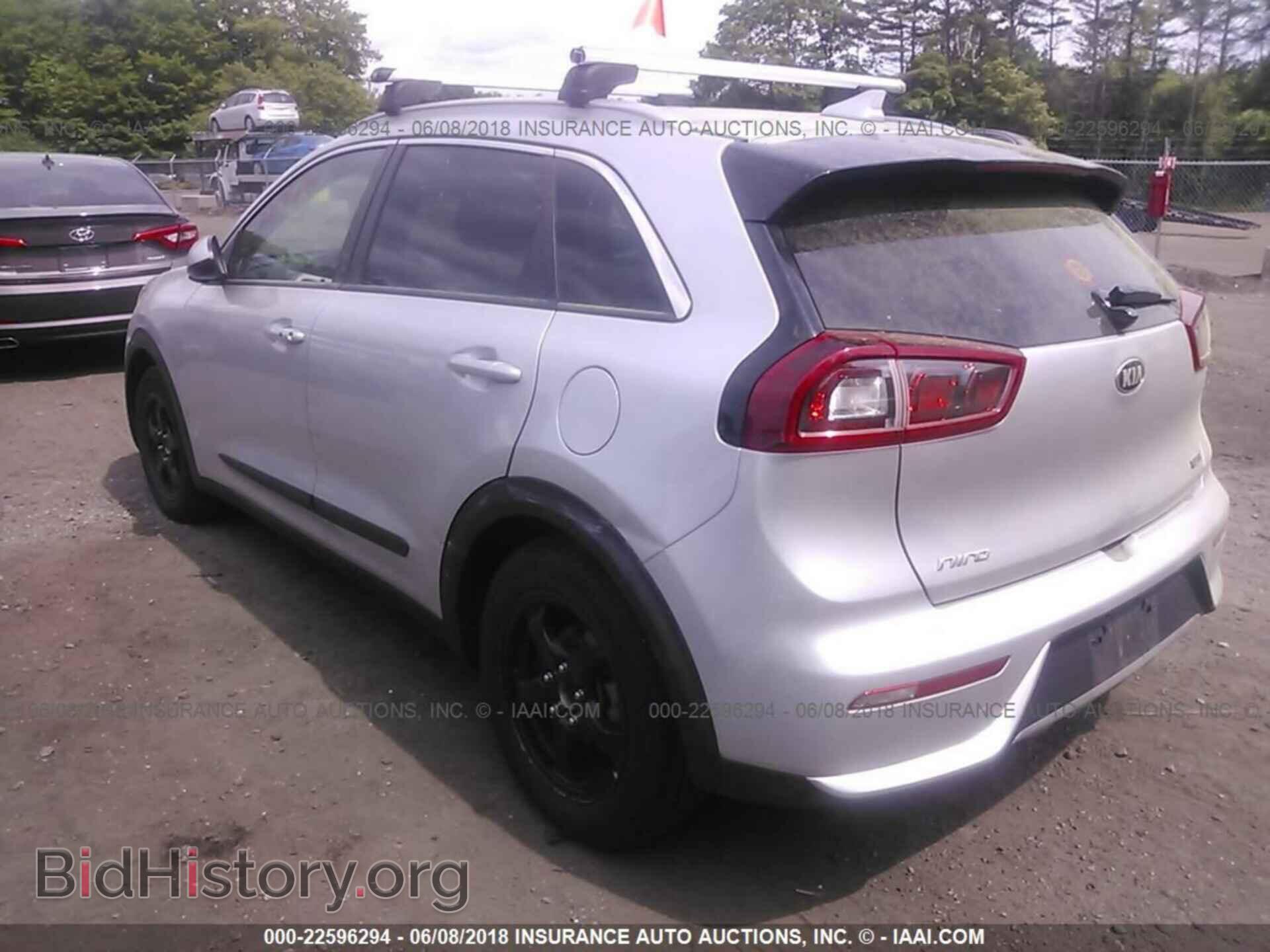 2017 Kia Niro - VIN: KNDCB3LC6H5049037 - Фото 3