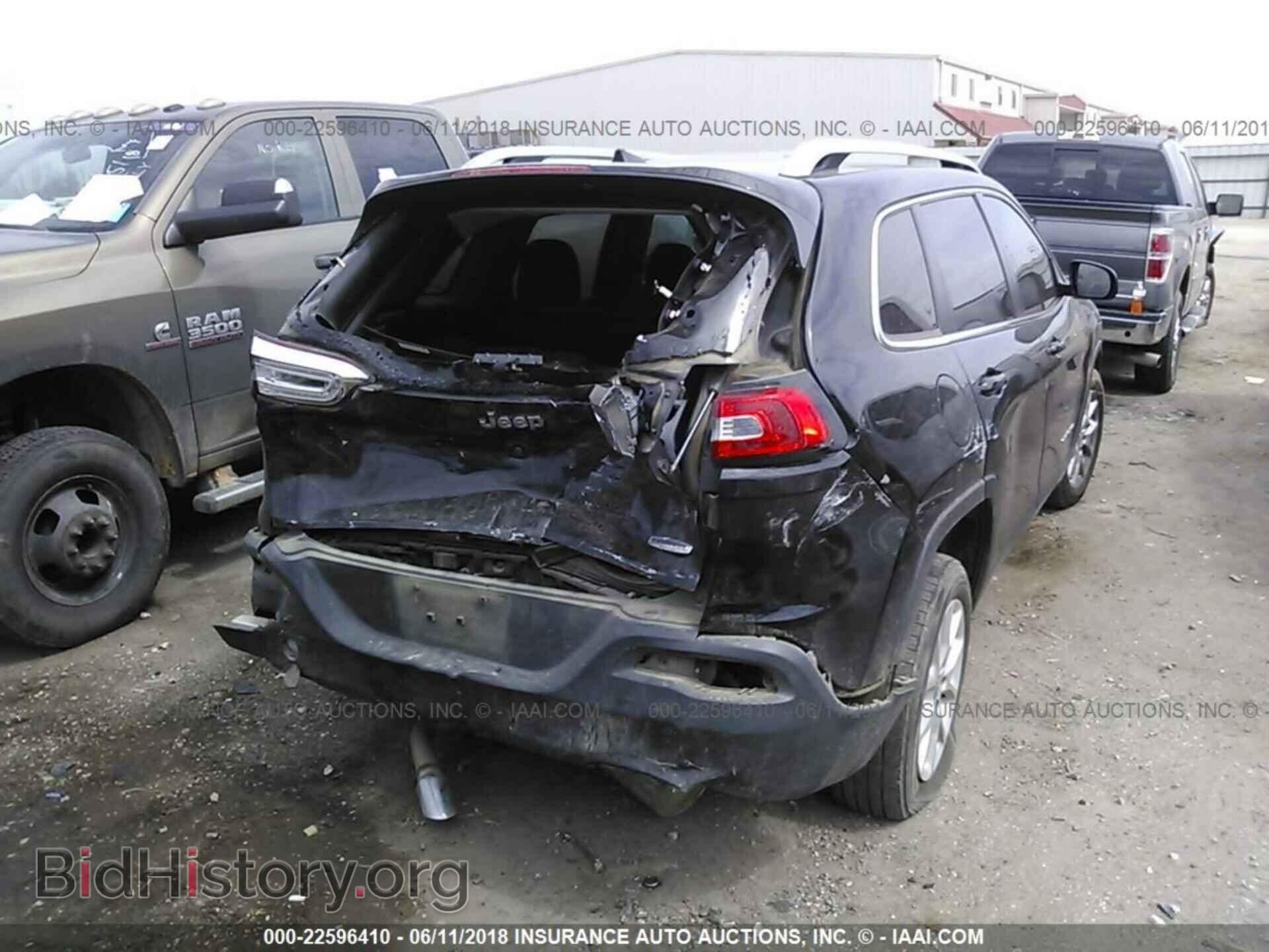 2017 Jeep Cherokee - VIN: 1C4PJLCB6HW641575 - Фото 4