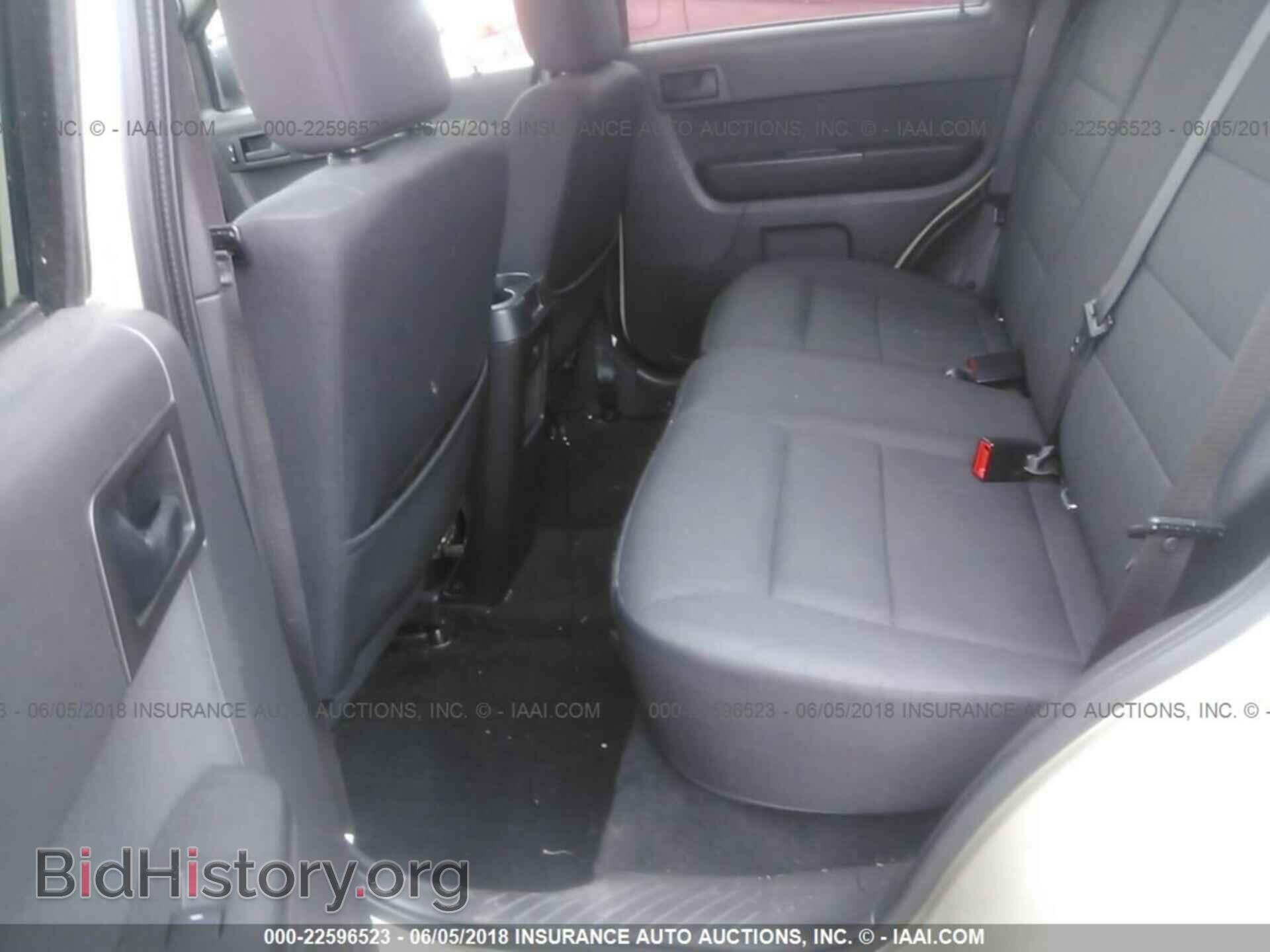 2012 Ford Escape - VIN: 1FMCU0DG2CKA08520 - Фото 8