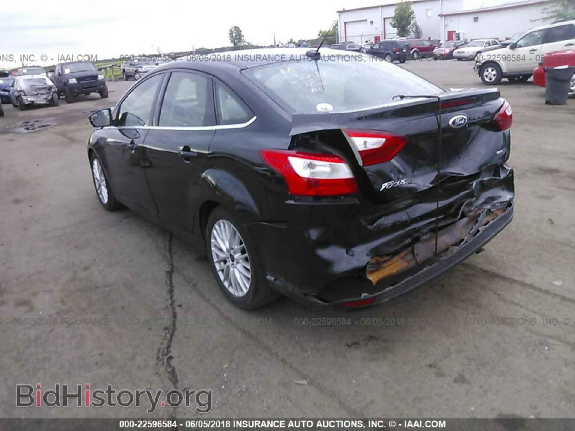 2012 Ford Focus - VIN: 1FAHP3H20CL145182 - Photo 3