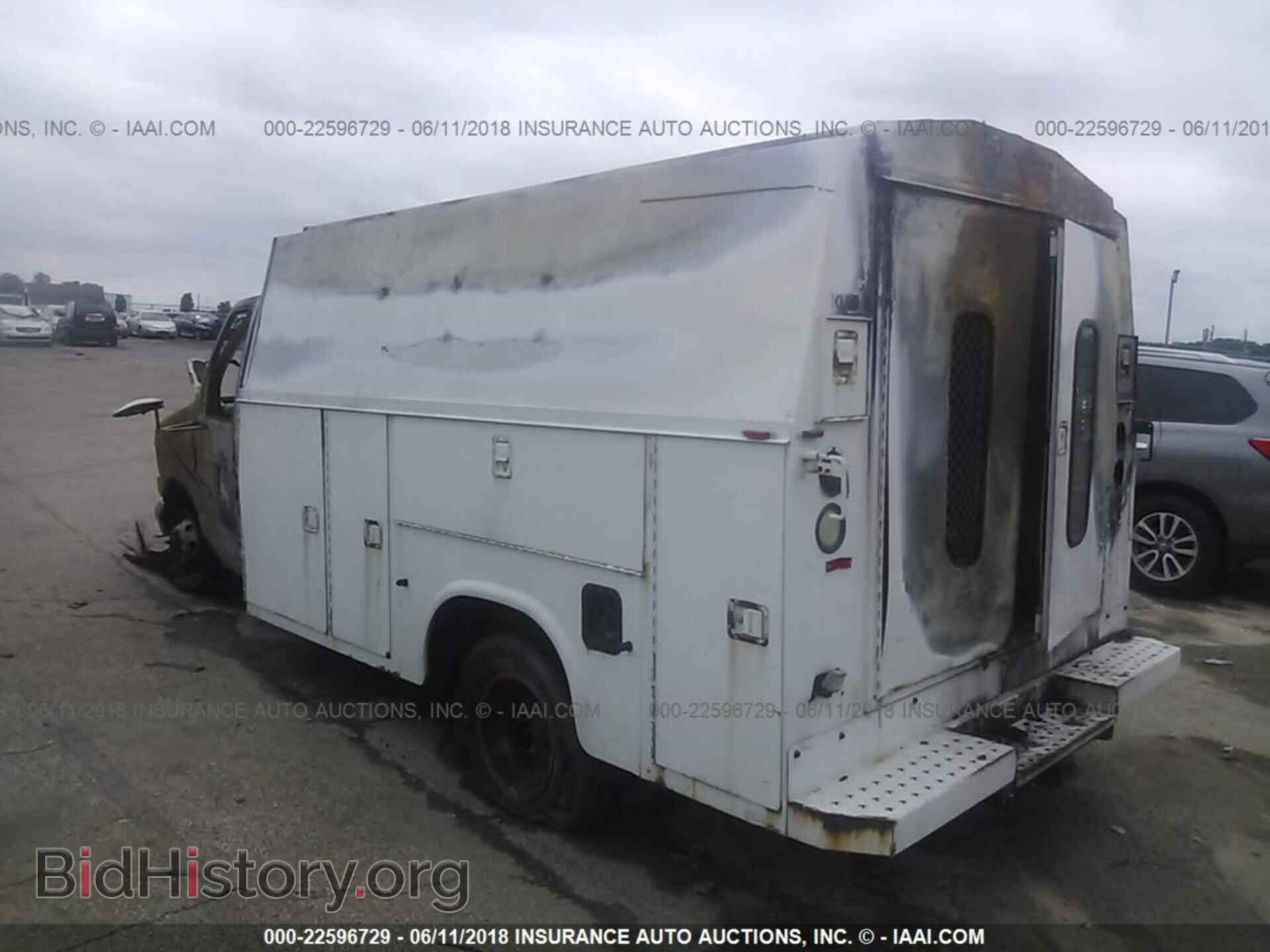 2003 FORD ECONOLINE - VIN: 1FDWE35F53HA37704 - Фото 3