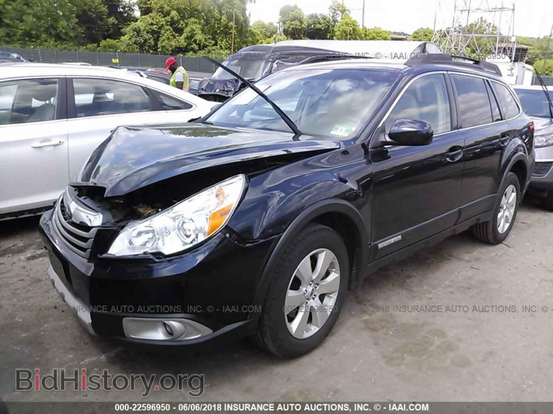 2012 Subaru Outback - VIN: 4S4BRDKC1C2266905 - Фото 2