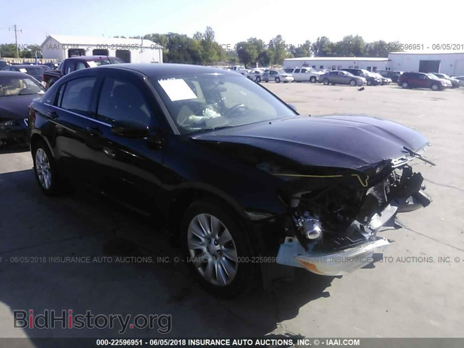Фотография 1C3CCBABXCN191759 - Chrysler 200 2012