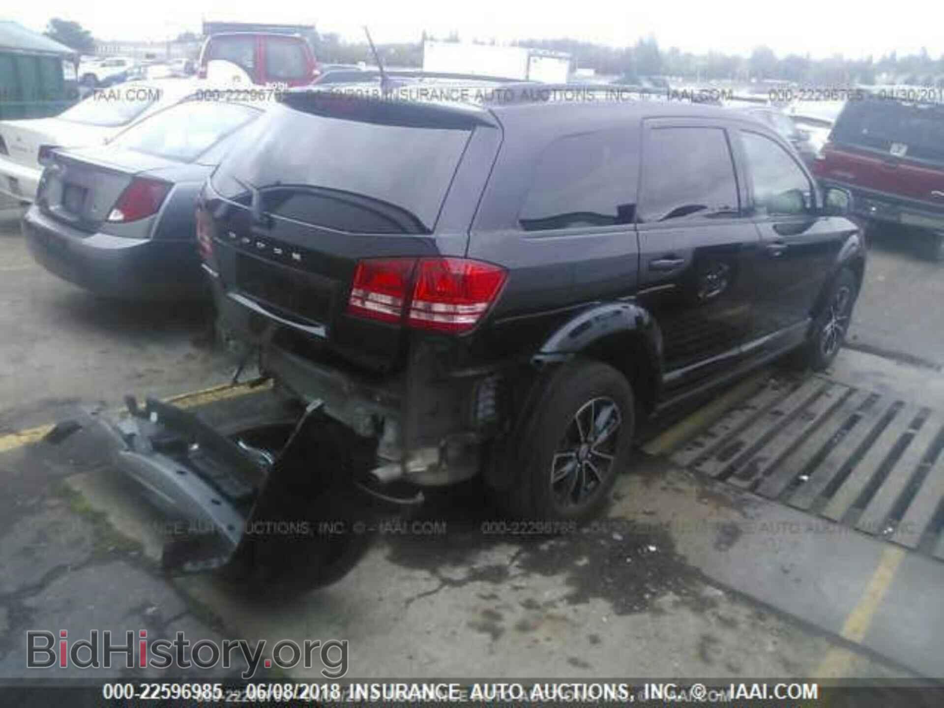 2017 Dodge Journey - VIN: 3C4PDCABXHT573927 - Фото 4