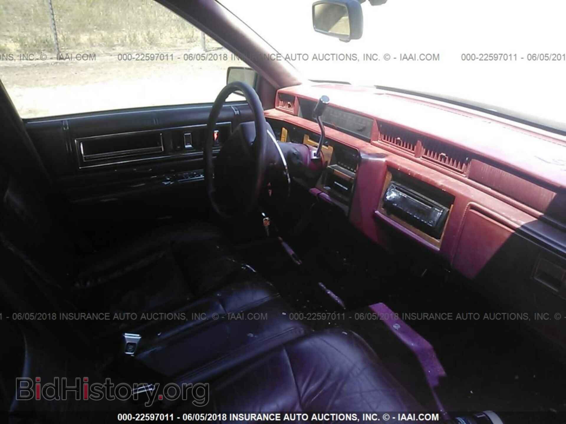 1992 CADILLAC DEVILLE - VIN: 1G6CD53B8N4237527 - Photo 5