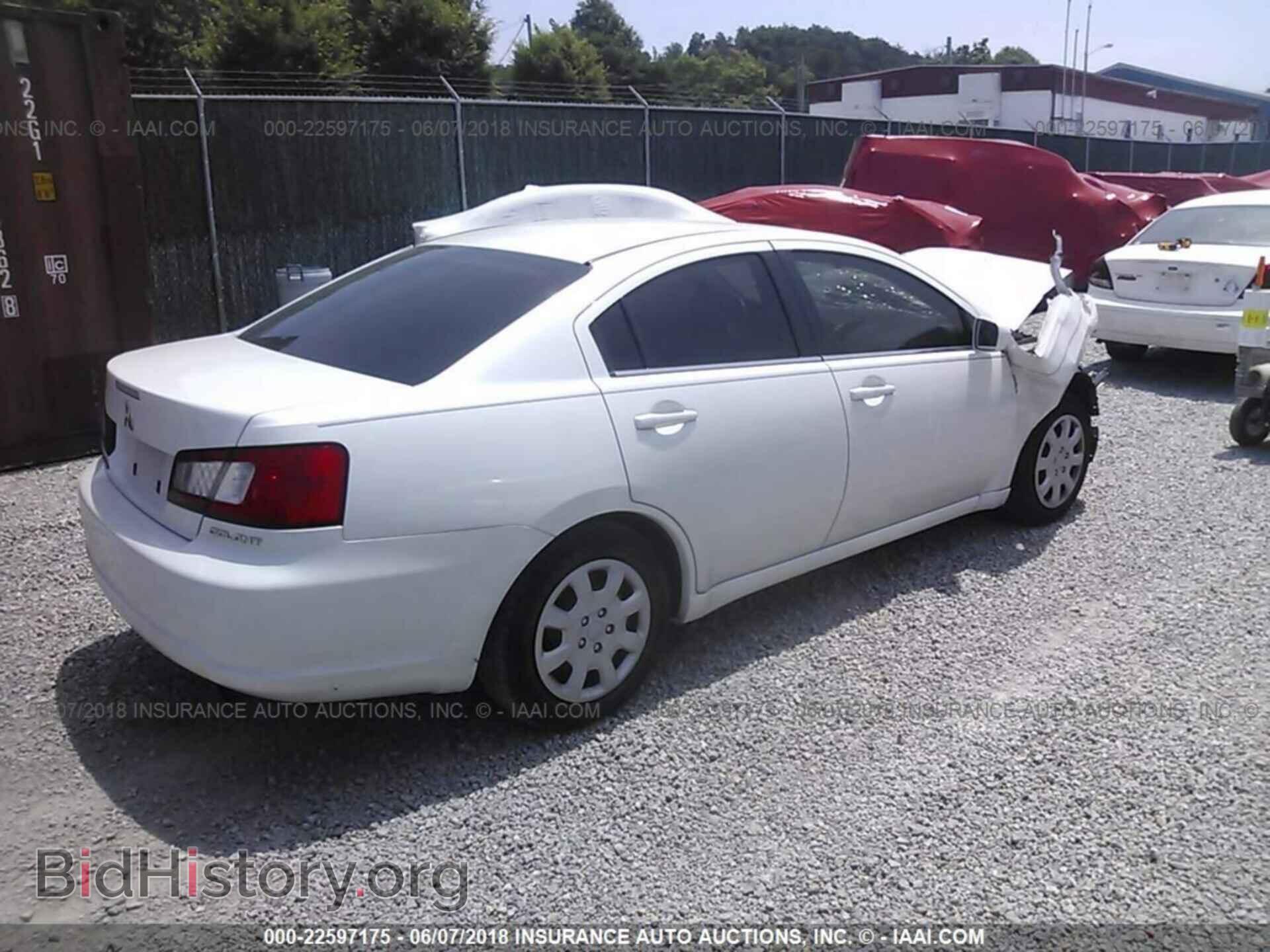 2011 Mitsubishi Galant - VIN: 4A32B3FF2BE028742 - Фото 4