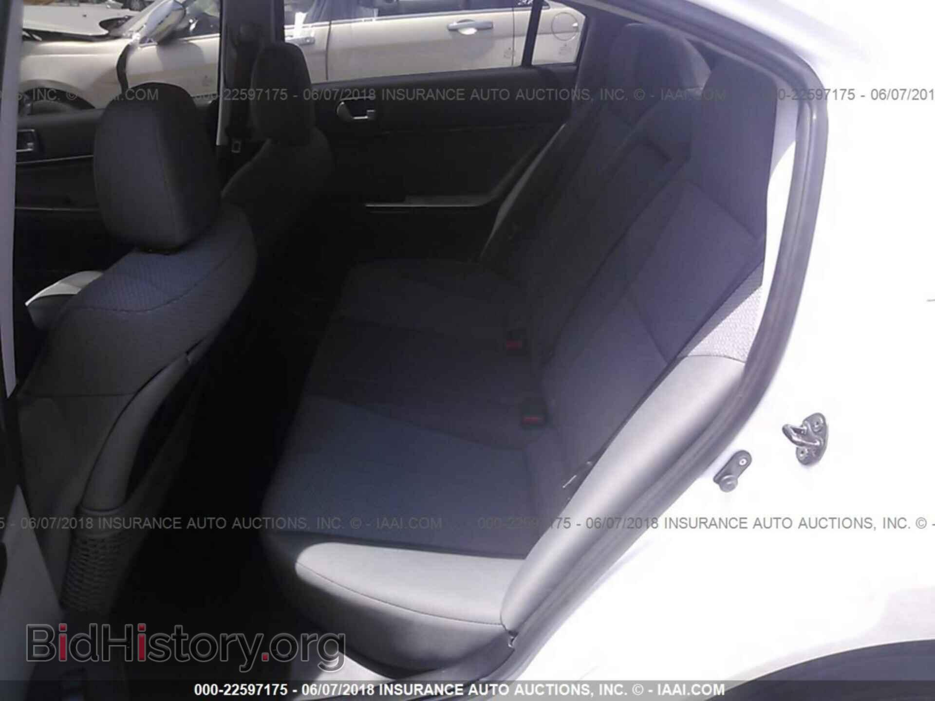 2011 Mitsubishi Galant - VIN: 4A32B3FF2BE028742 - Фото 8