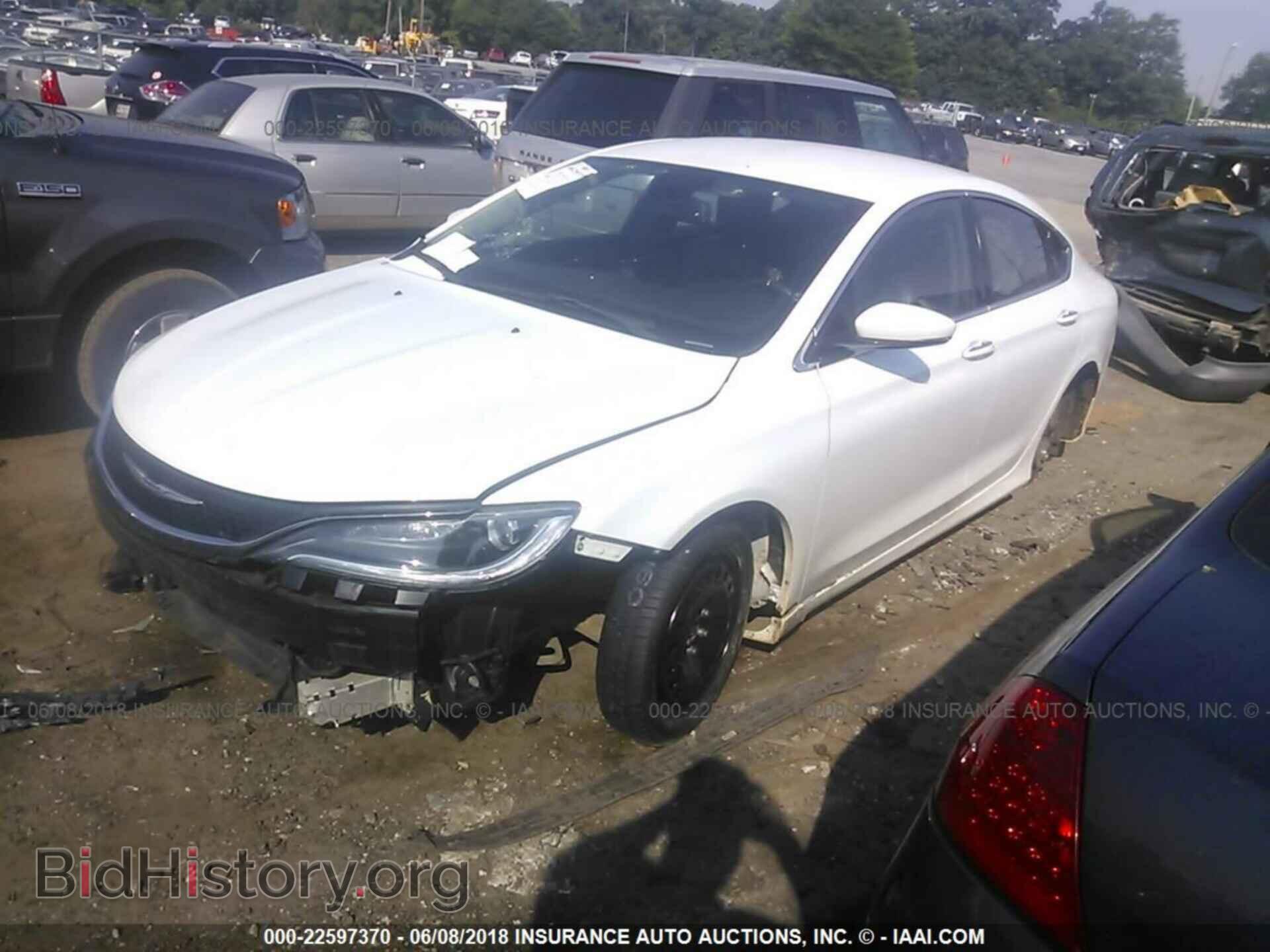 2015 Chrysler 200 - VIN: 1C3CCCCB8FN545172 - Фото 2