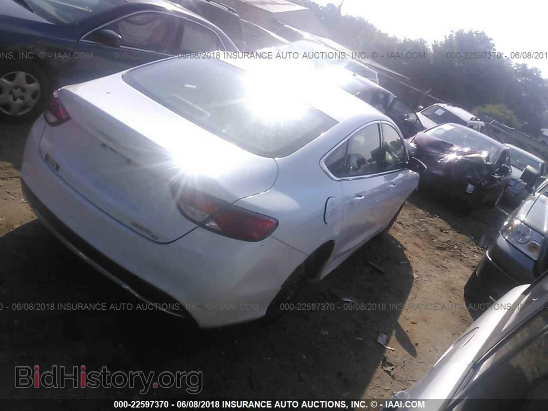 2015 Chrysler 200 - VIN: 1C3CCCCB8FN545172 - Фото 4