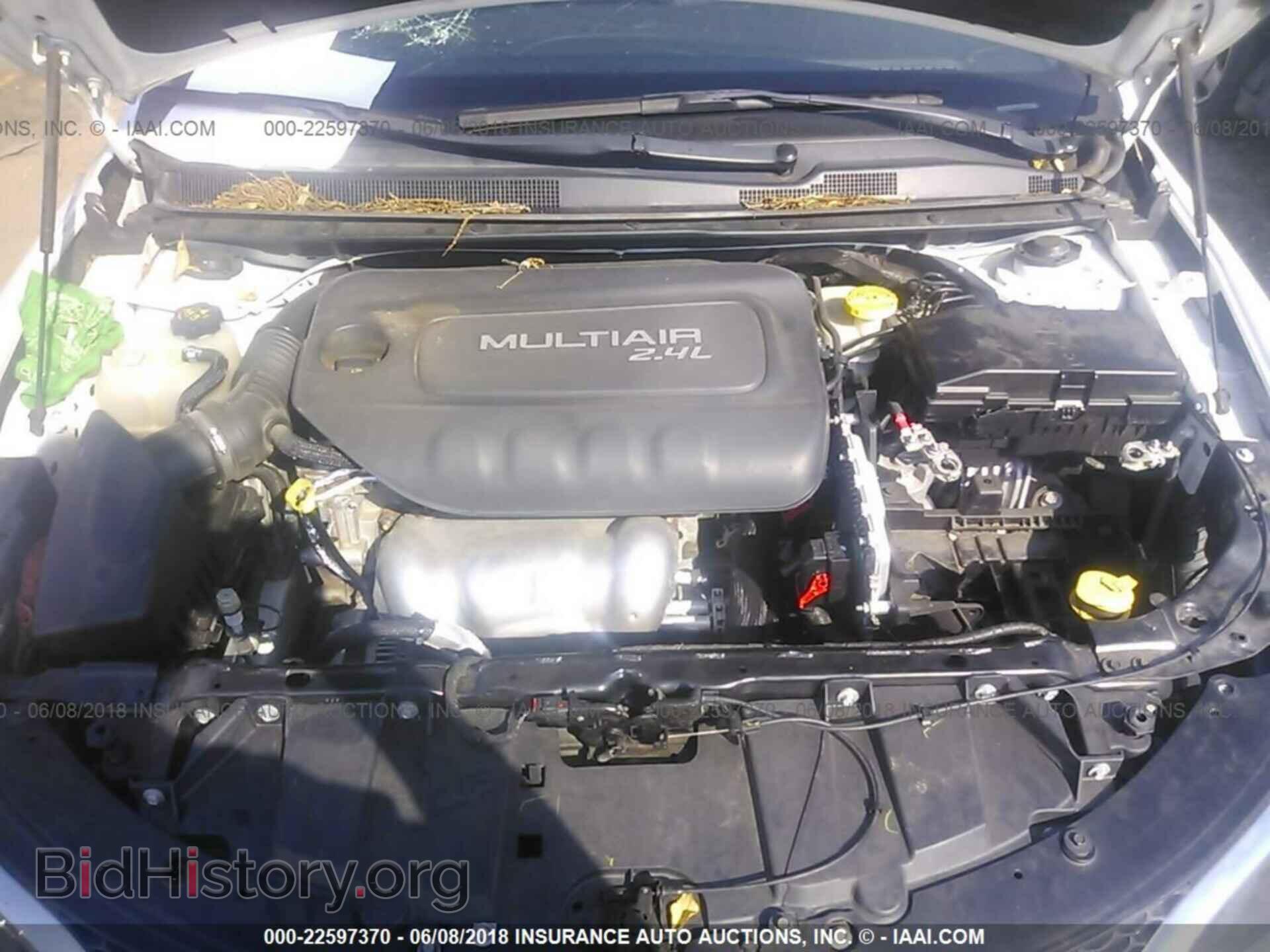 2015 Chrysler 200 - VIN: 1C3CCCCB8FN545172 - Фото 10
